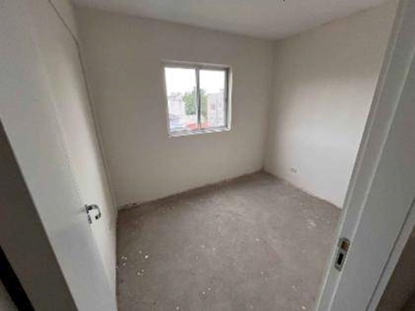 Apartamento, Padrão, 1 vaga(s) de garagem, localizado em Curitiba - PR, bairro Pinheirinho