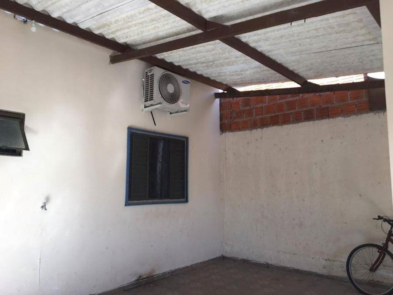Casa em Universitário - Corumbá/MS, localizado em Corumbá - MS, bairro Universitário
