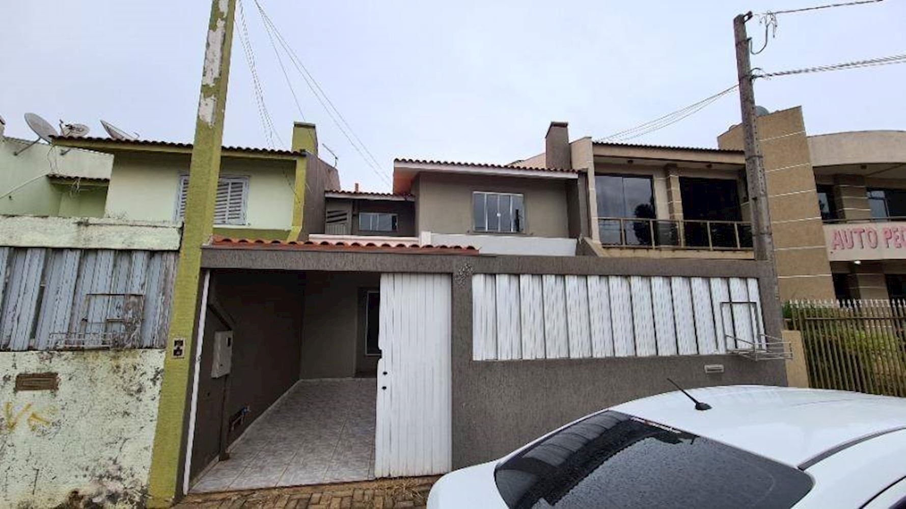 Casa em Dos Estados - Guarapuava/PR, localizado em Guarapuava - PR, bairro Dos Estados