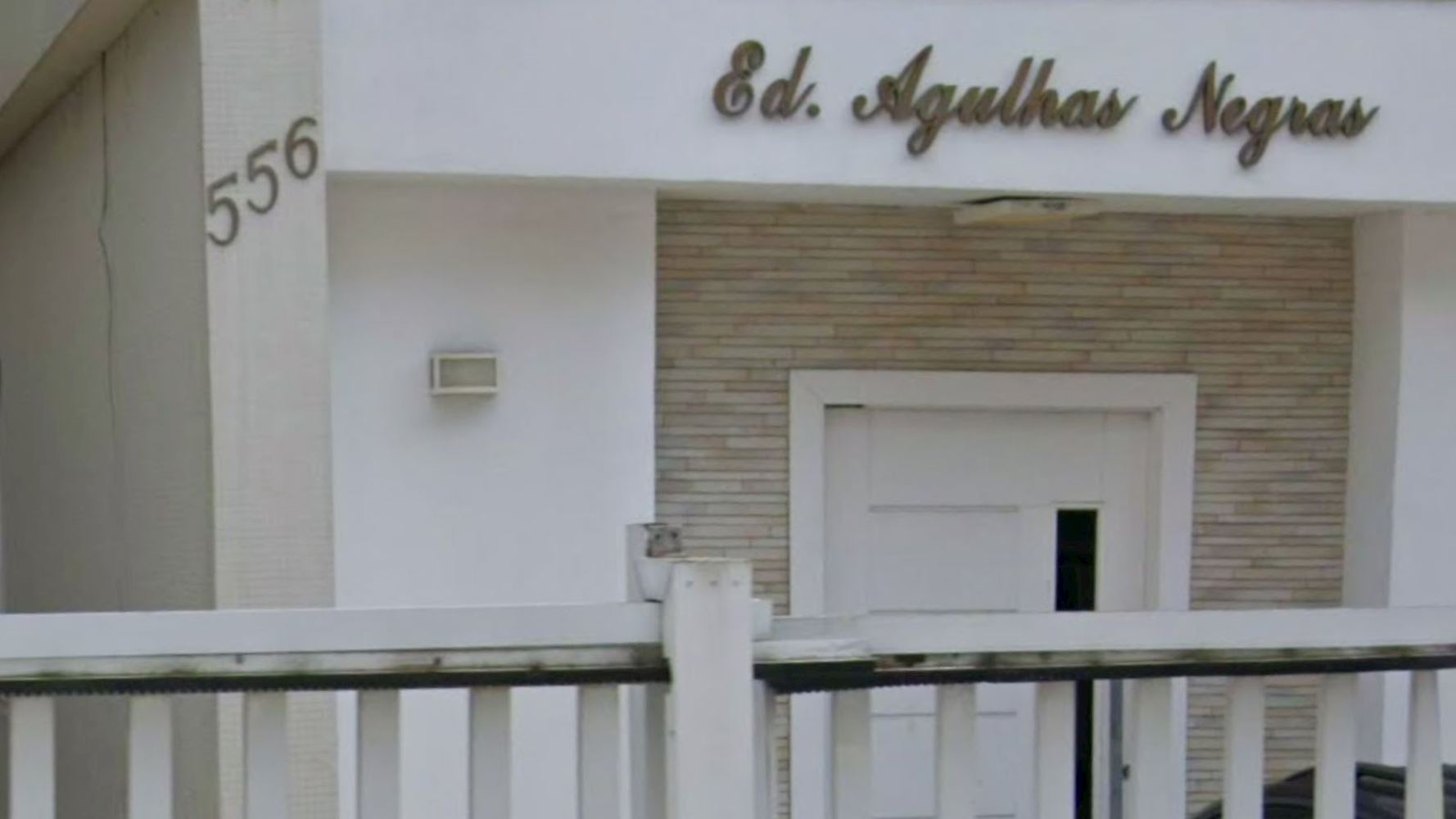 Apartamento no "Edifício Agulhas Negras" - Boqueirão - Santos/SP, localizado em Santos - SP, bairro Boqueirão
