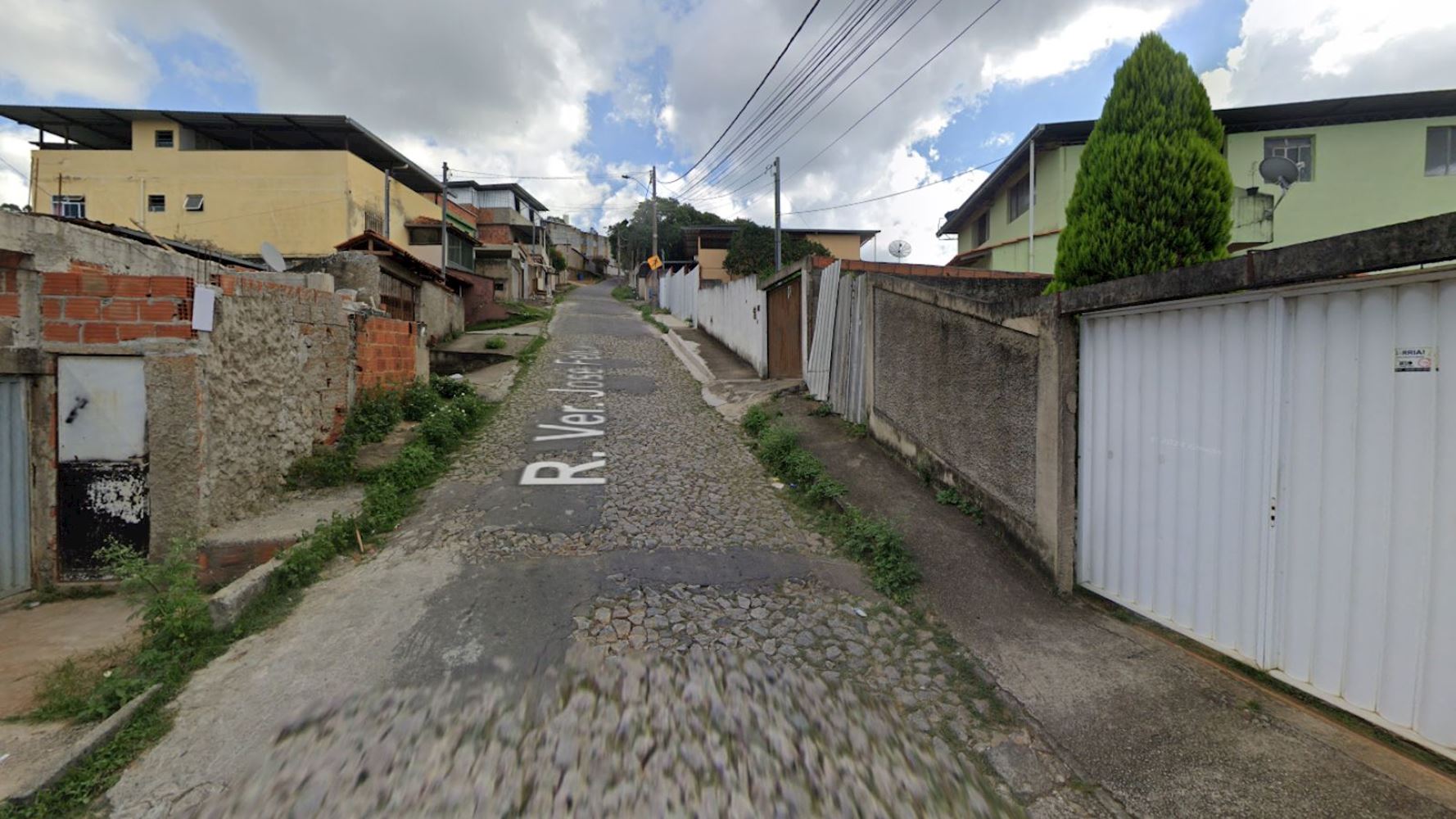 Casa no Bairro Borboleta - Juiz de Fora/MG, localizado em Juiz De Fora - MG, bairro Borboleta