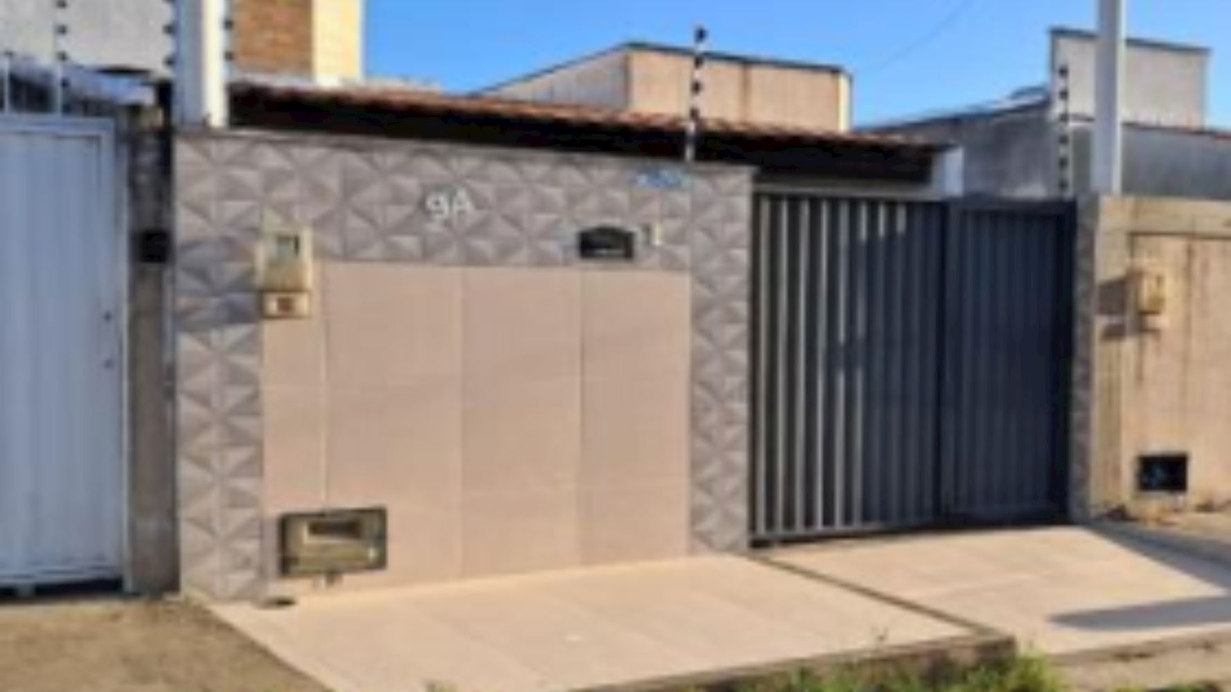 Casa em Mangabeira - Feira de Santana/BA, localizado em Feira De Santana - BA, bairro Mangabeira