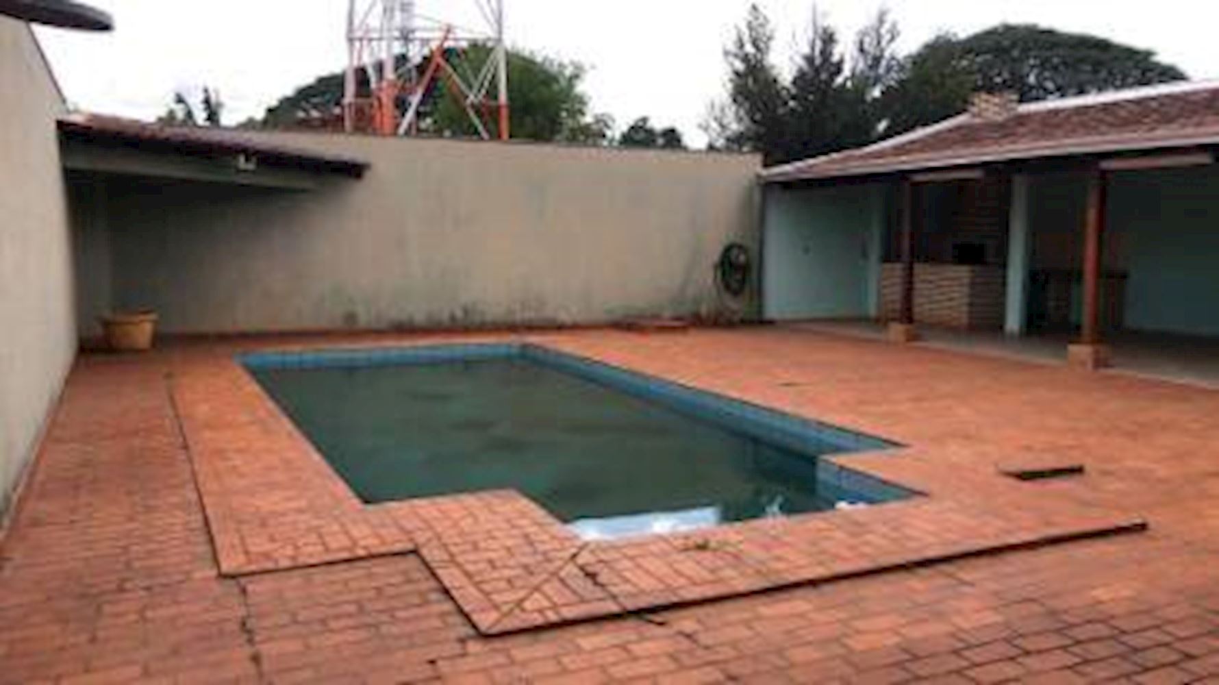 Casa na Vila Taveirópolis - Campo Grande/MS, localizado em Campo Grande - MS, bairro Vila Taveirópolis