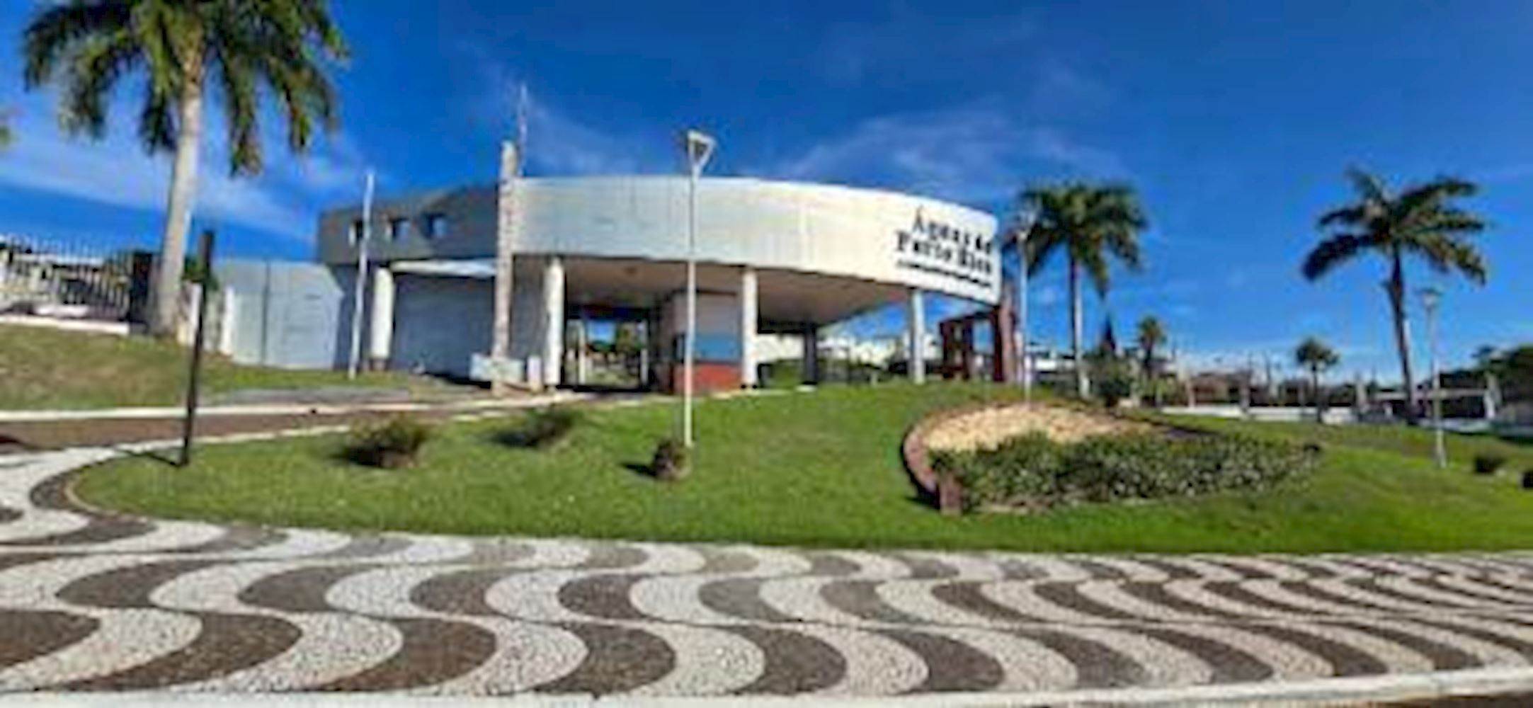 Casa no Centro - Porto Rico/PR, localizado em Porto Rico - PR, bairro Centro