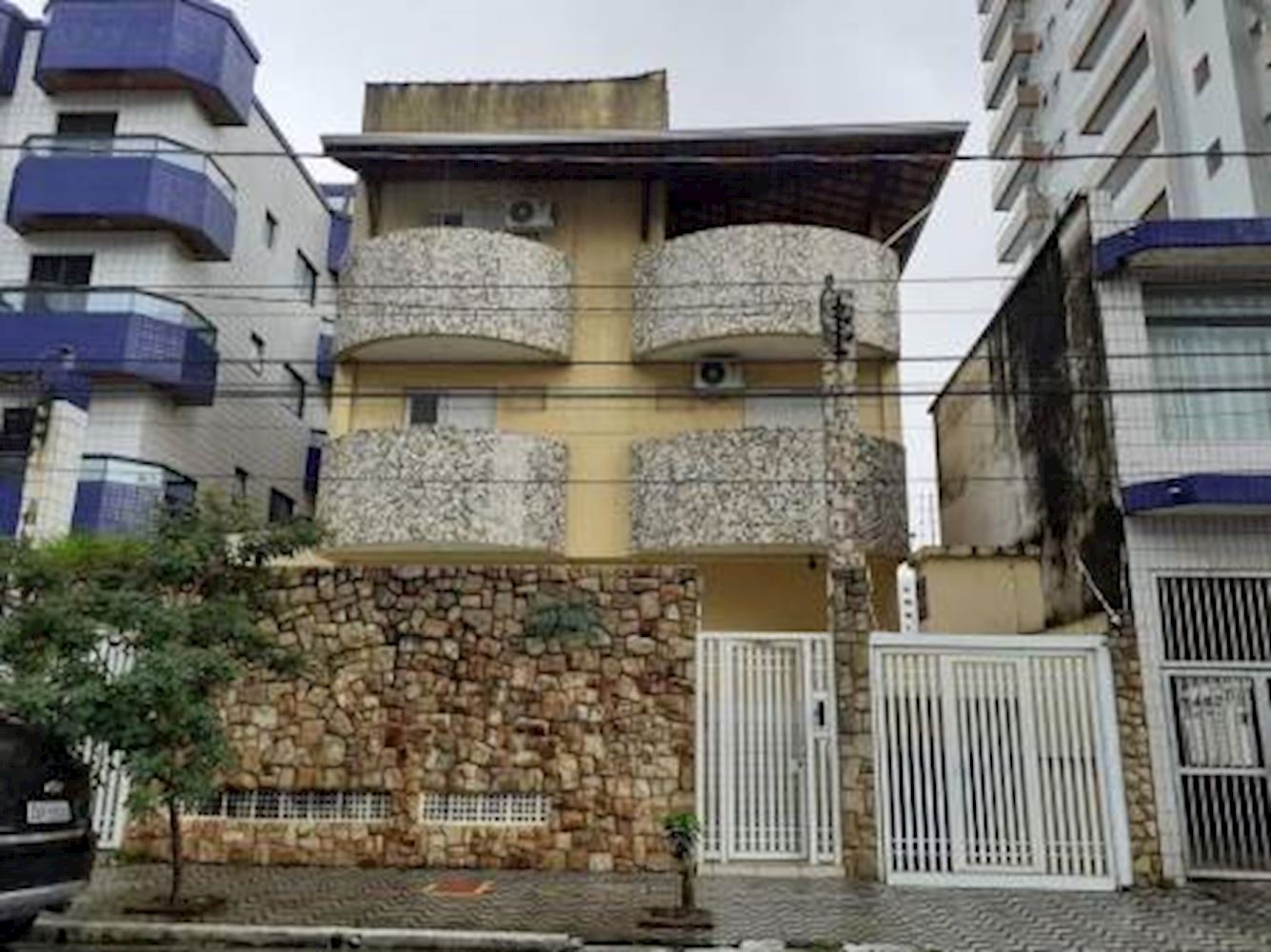 Imagem do imóvel Casa de condomínio na Vila Itaipús - Praia Grande/SP