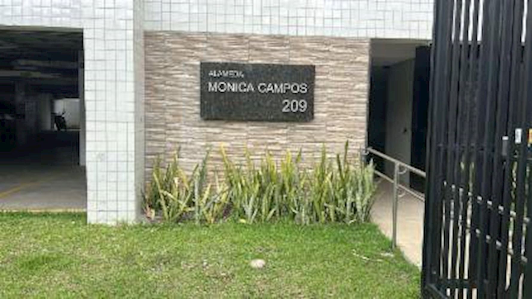 Apartamento no "Ed. Alameda Mônica Campos" - Piedade - Jaboatão dos Guararapes/PE, localizado em Jaboatão Dos Guararapes - PE, bairro Piedade