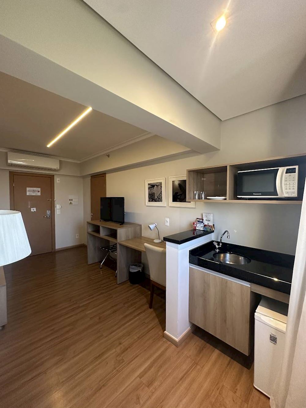 Apartamento (Hotel) no "Vilaboim Center" - Residencial Flórida - Ribeirão Preto/SP, localizado em Ribeirão Preto - SP, bairro Residencial Flórida