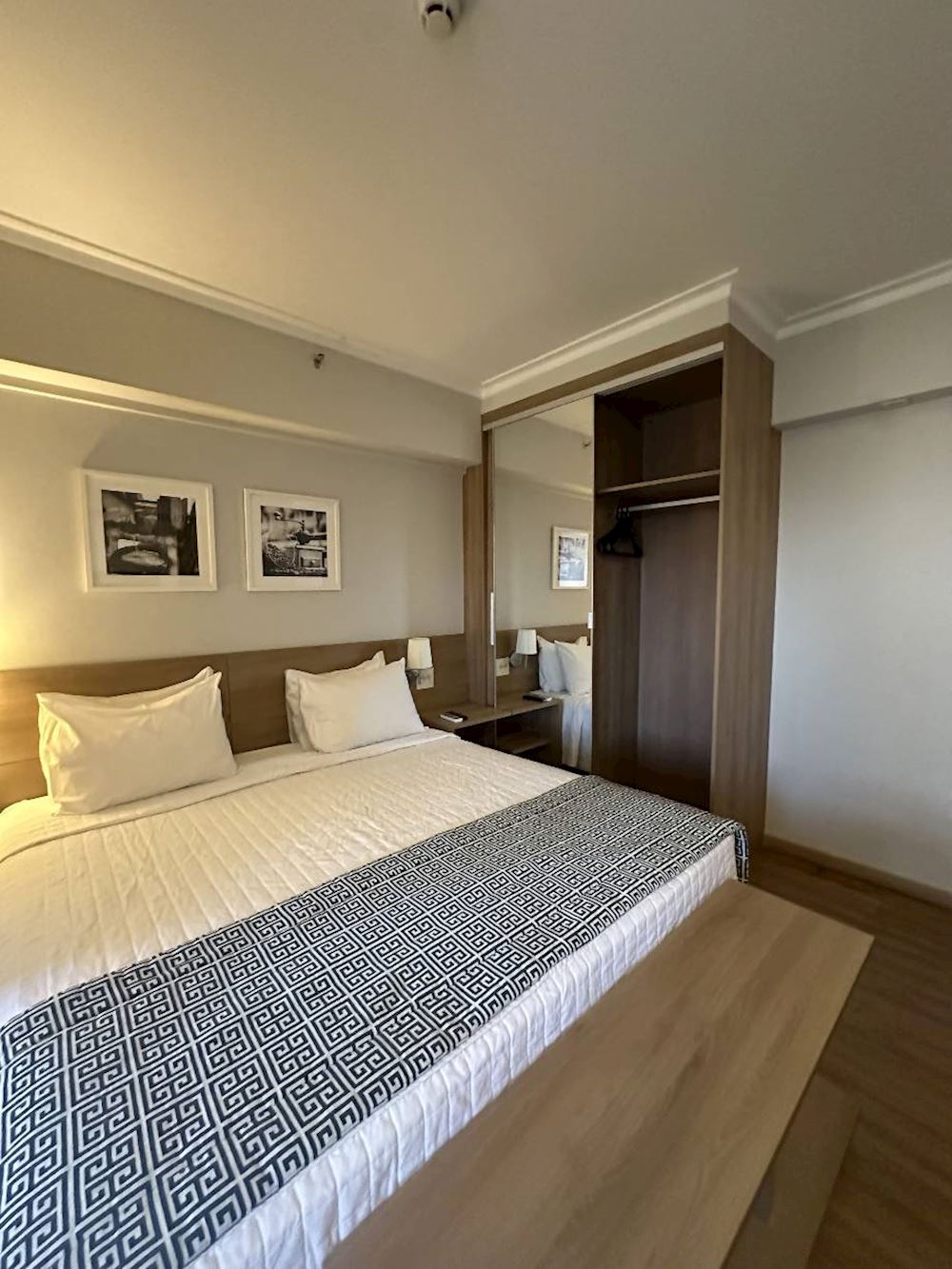 Apartamento (Hotel) no "Vilaboim Center" - Residencial Flórida - Ribeirão Preto/SP, localizado em Ribeirão Preto - SP, bairro Residencial Flórida