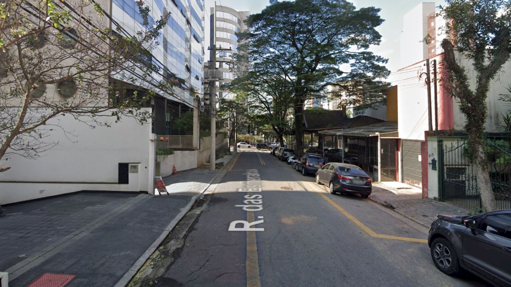 Sala Comercial no "Condomínio Empresarial Esmeraldas" - Jardim - Santo André/SP, localizado em Santo André - SP, bairro Jardim