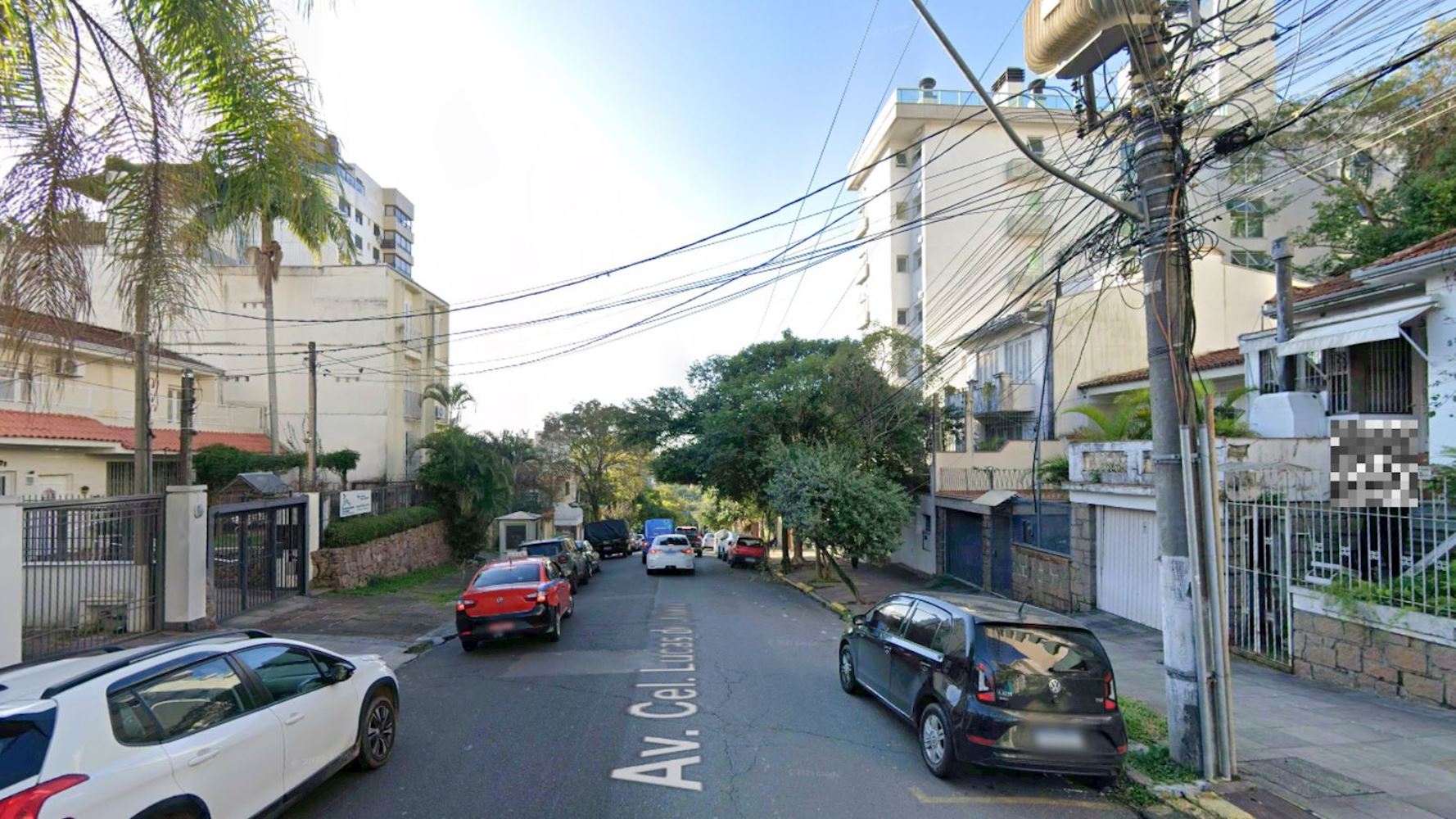 Apartamento no "Edifício Dom Hernesto" - Mont'Serrat - Porto Alegre/RS, localizado em Porto Alegre - RS, bairro Mont'serrat