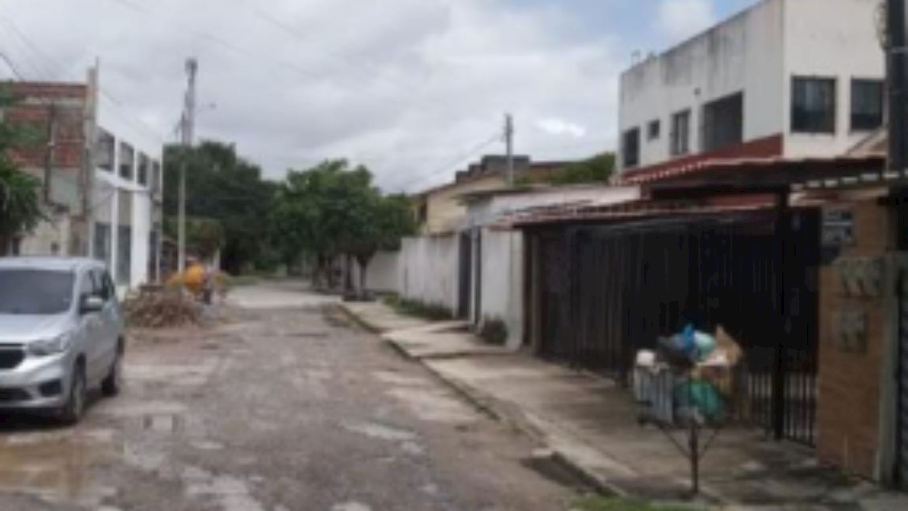 Casa em Pau Amarelo - Paulista/PE, localizado em Paulista - PE, bairro Pau Amarelo