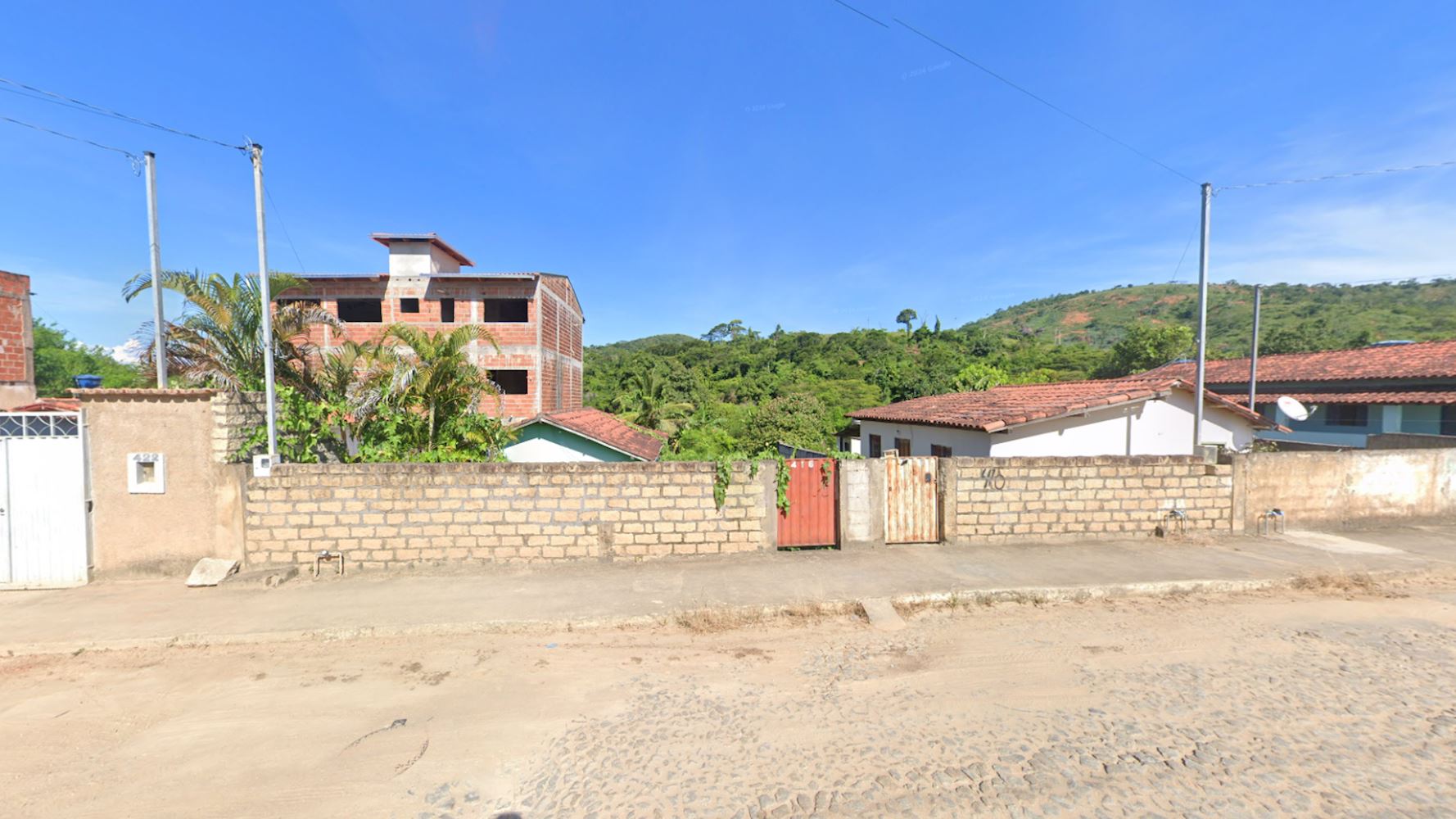 Casa no Bairro Nacional em Novo Oriente de Minas/MG, localizado em Novo Oriente De Minas - MG, bairro Nacional