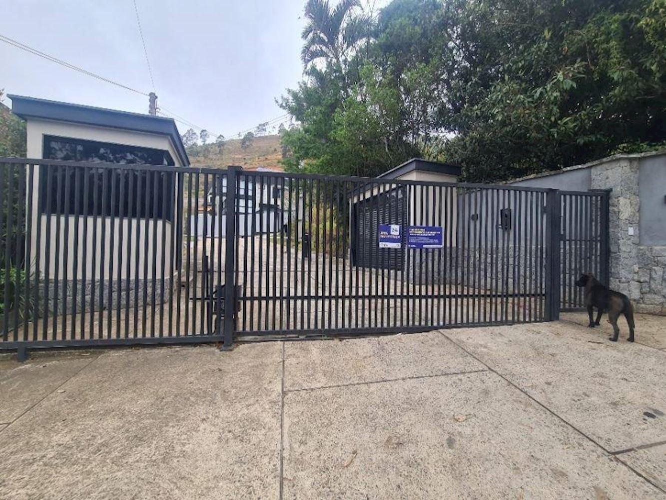 Terreno em Carangola - Petrópolis/RJ, localizado em Petrópolis - RJ, bairro Carangola