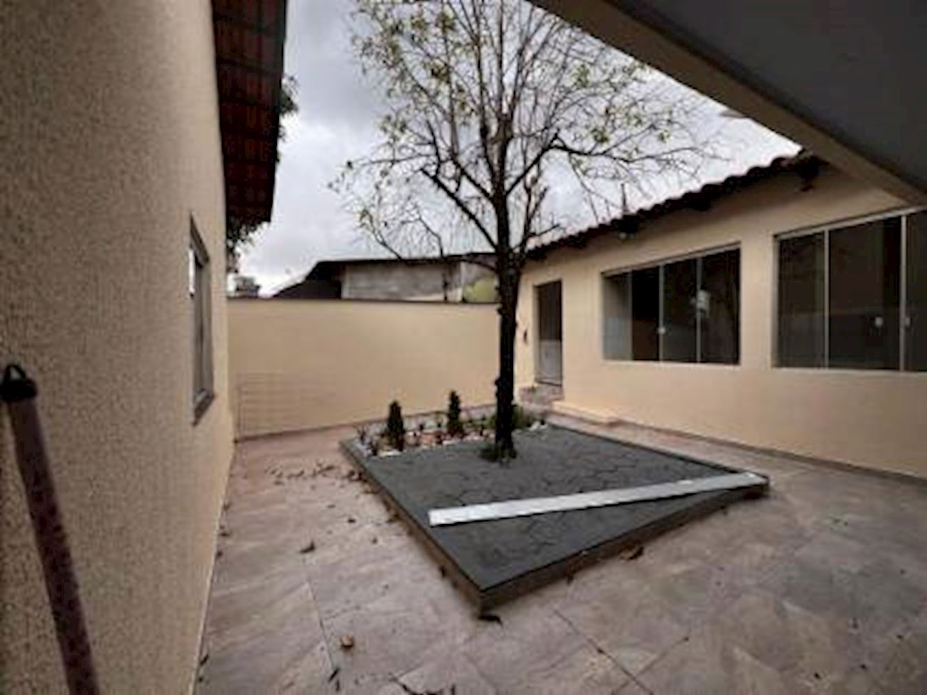 Casa no Jardim Raio De Sol em Inhumas/GO, localizado em Inhumas - GO, bairro Jardim Raio de Sol