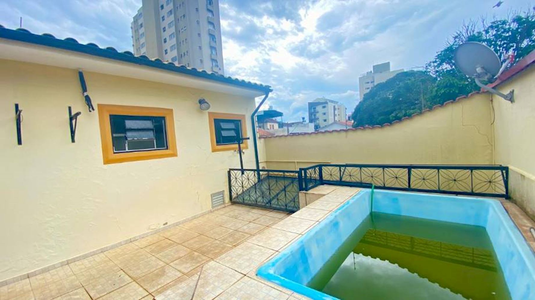 Casa no Centro em Pouso Alegre/MG, localizado em Pouso Alegre - MG, bairro Centro