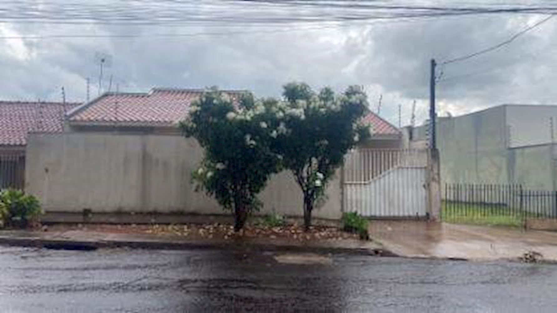 Casa no Jardim Novo Horizonte - Maringá/PR, localizado em Maringá - PR, bairro Jardim Novo Horizonte