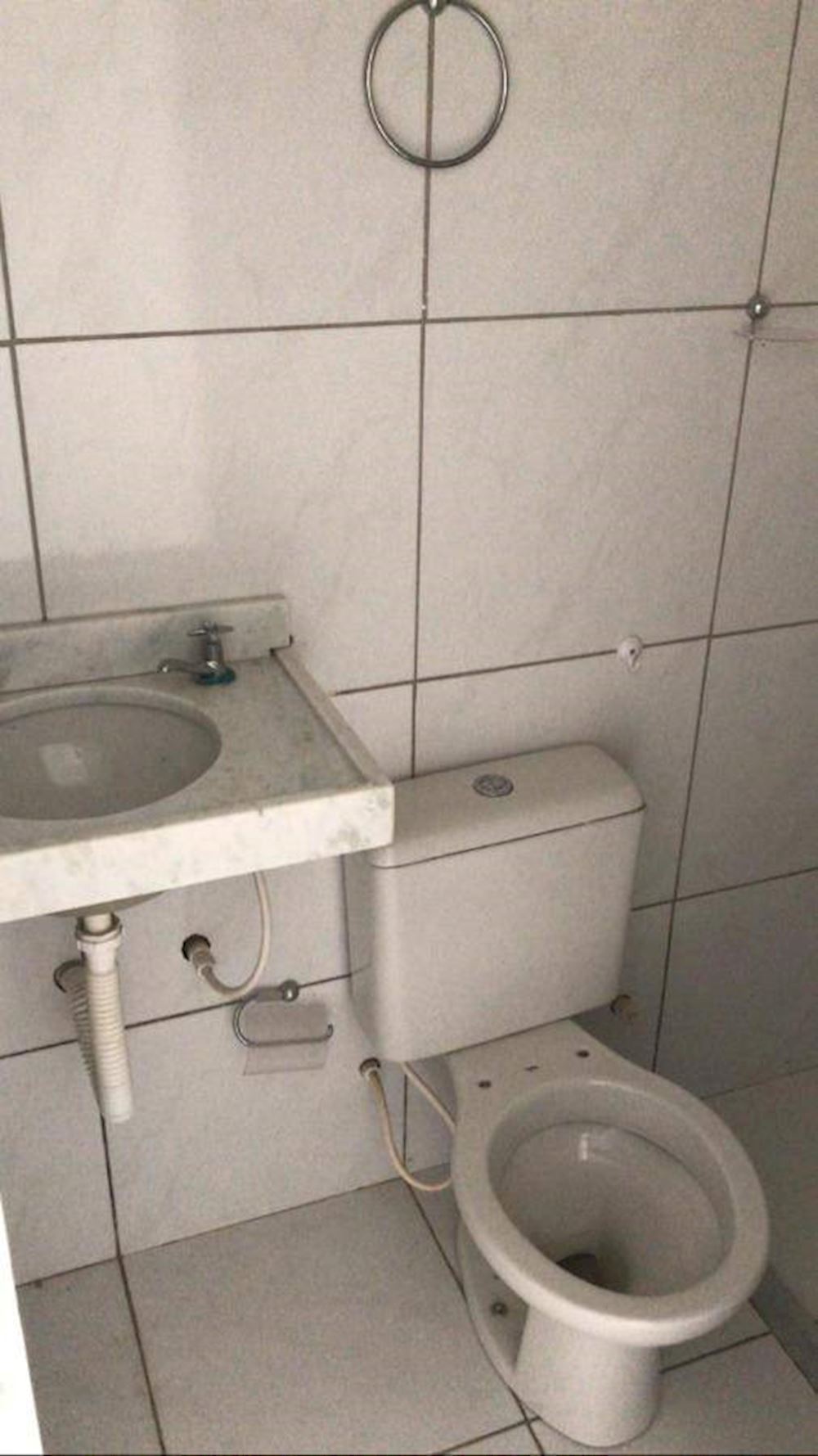 Casa no Bairro Furna Da Onça - Maracanaú/CE, localizado em Maracanaú - CE, bairro Furna da Onça