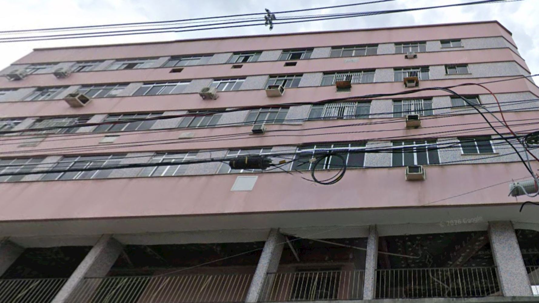 Prédio Comercial no "Ed. Village do Carmo" - Penha Circular - Rio de Janeiro/RJ, localizado em Rio De Janeiro - RJ, bairro Penha Circular