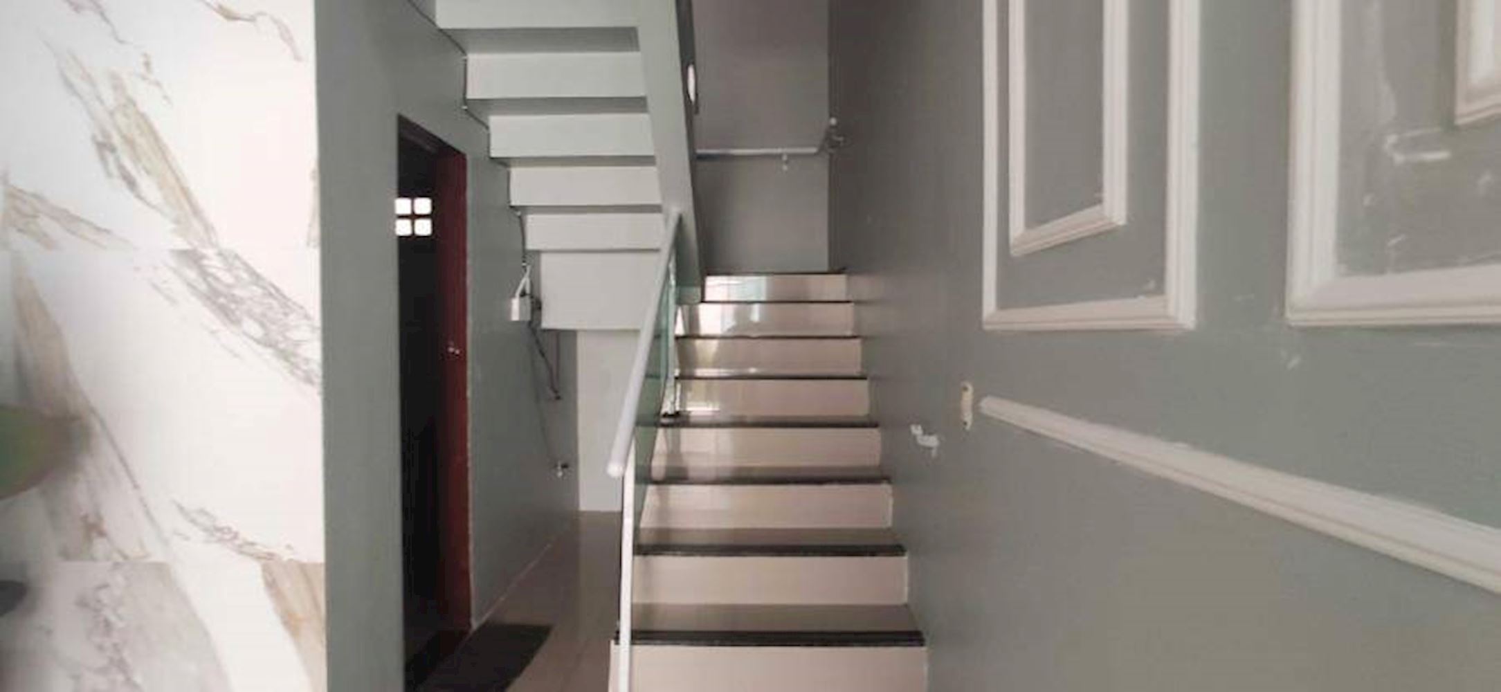 Casa em Lagoa Redonda - Fortaleza/CE, localizado em Fortaleza - CE, bairro Lagoa Redonda