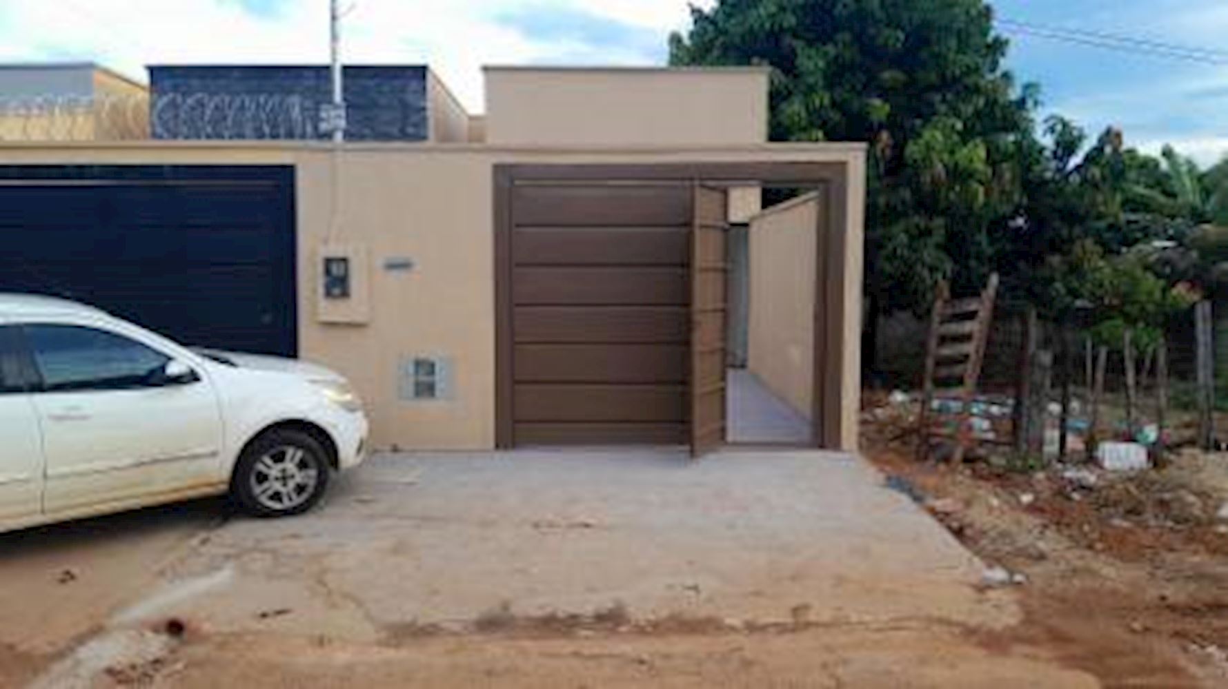 Imagem do imóvel Casa em Condomínio no Jardim Ipanema - Trindade/GO