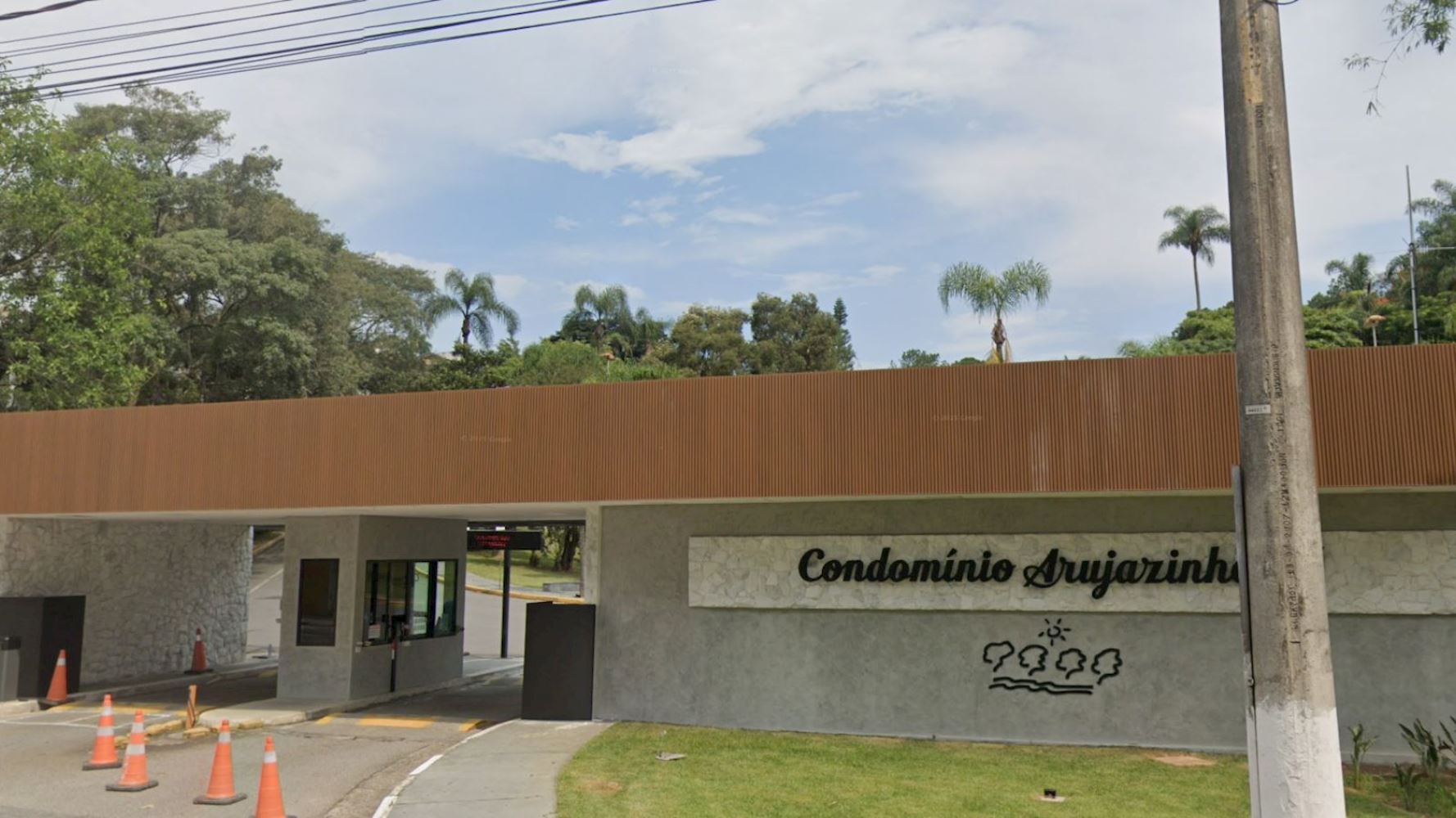 Casa no "Condomínio Arujazinho IV" - Arujazinho IV - Arujá/SP, localizado em Arujá - SP, bairro Arujazinho Iv