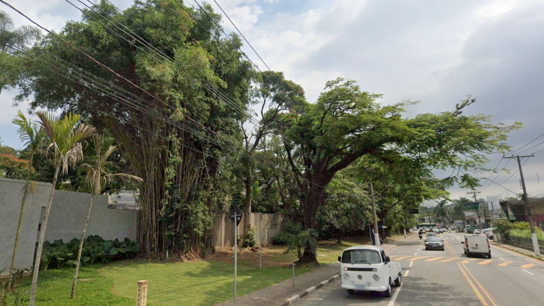 Casa no "Condomínio Arujazinho IV" - Arujazinho IV - Arujá/SP, localizado em Arujá - SP, bairro Arujazinho Iv