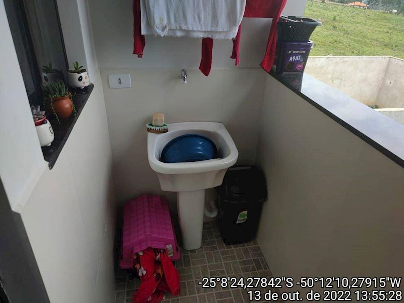 Casa no Contorno em Ponta Grossa/PR, localizado em Ponta Grossa - PR, bairro Contorno