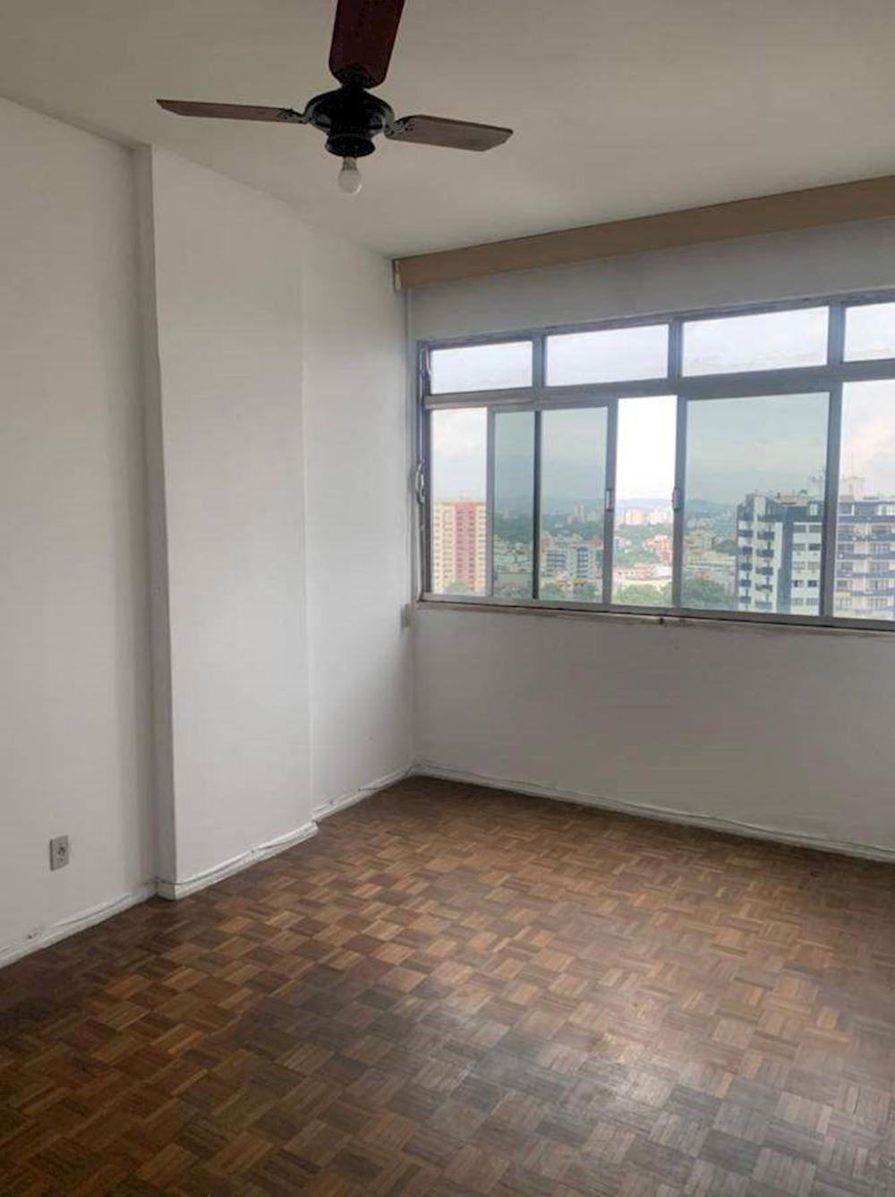 Apartamento no Comercial em Resende/RJ, localizado em Resende - RJ