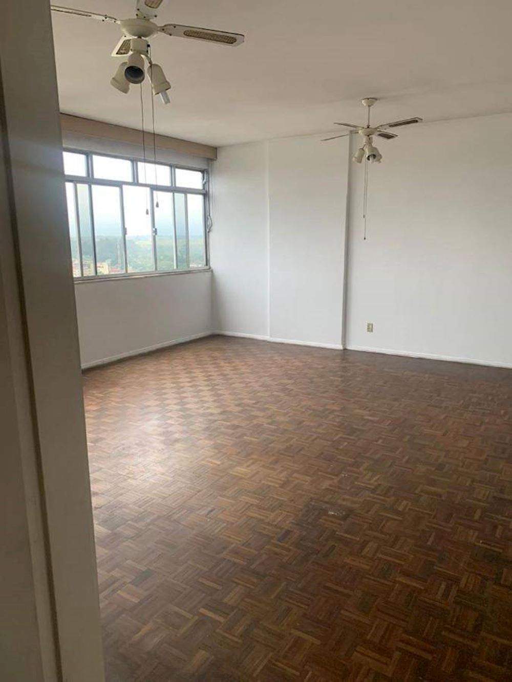Apartamento no Comercial em Resende/RJ, localizado em Resende - RJ