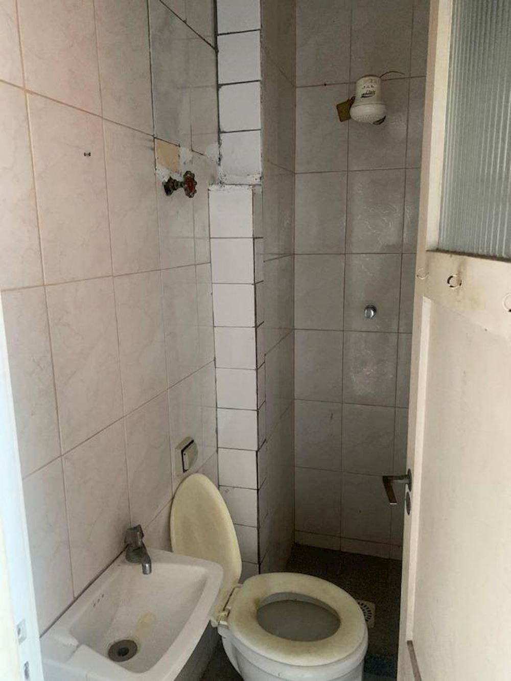 Apartamento no Comercial em Resende/RJ, localizado em Resende - RJ