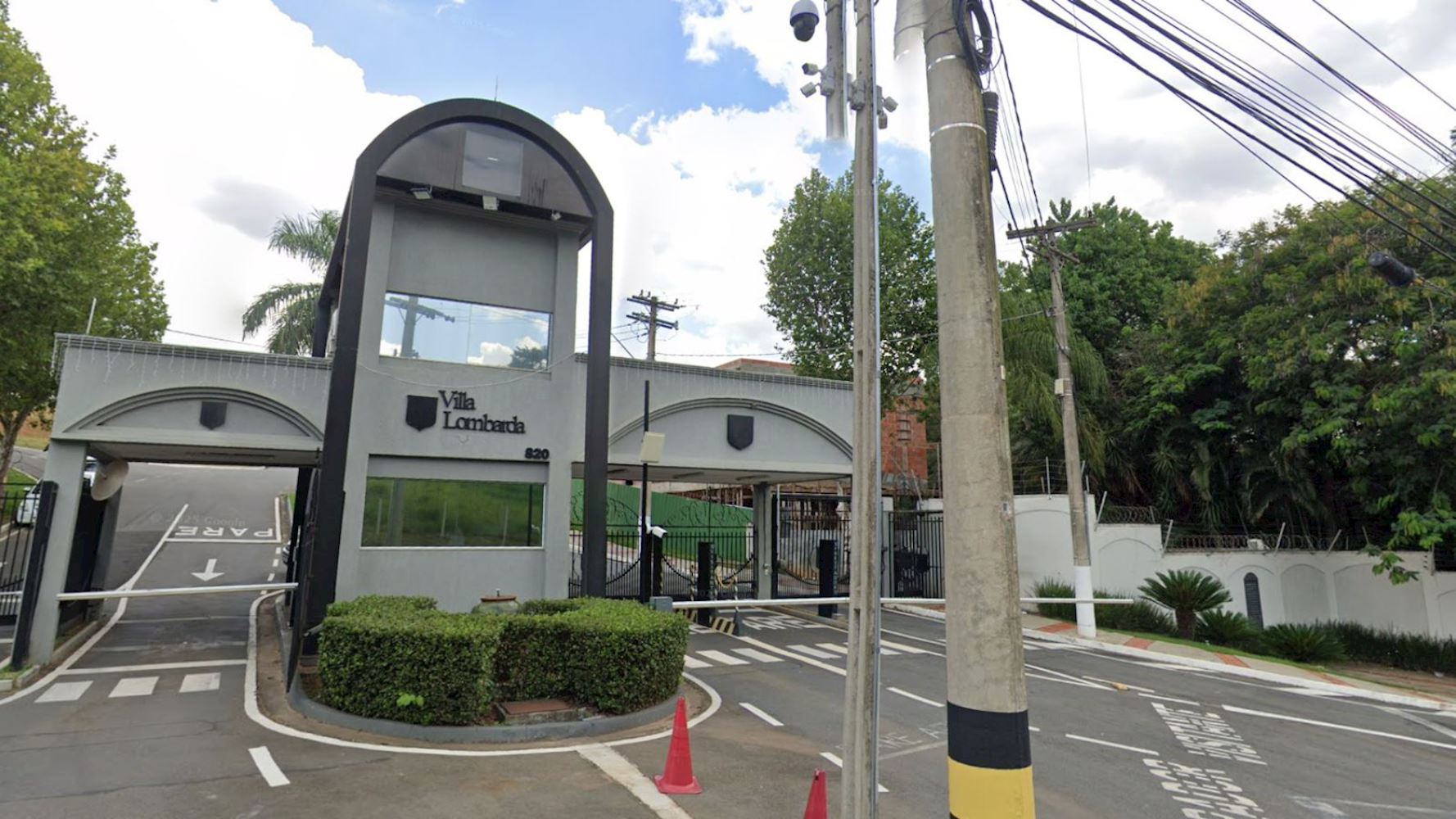 Casa no "Condomínio Residencial Vila Lombarda" - Villa Lombarda - Valinhos/SP, localizado em Valinhos - SP, bairro Villa Lombarda