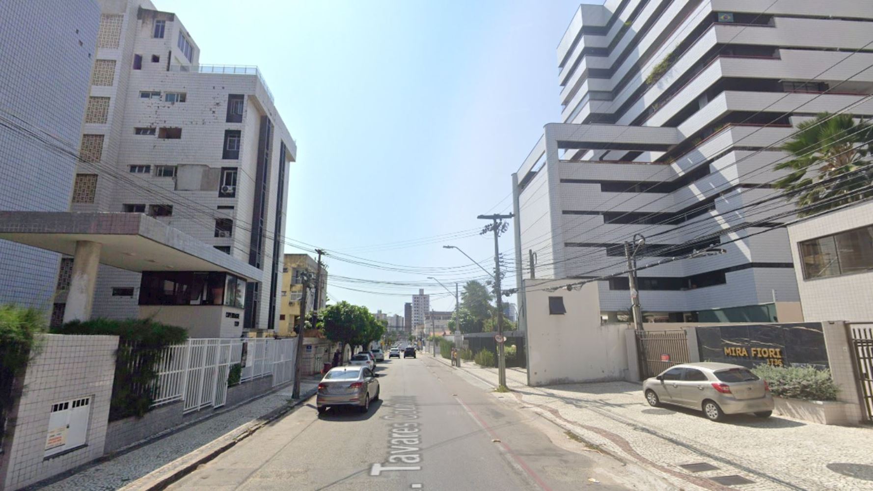 Apartamento no "Condomínio Edifício Mirafiori' - Bairro varjota - Fortaleza/CE, localizado em Fortaleza - CE, bairro Varjota