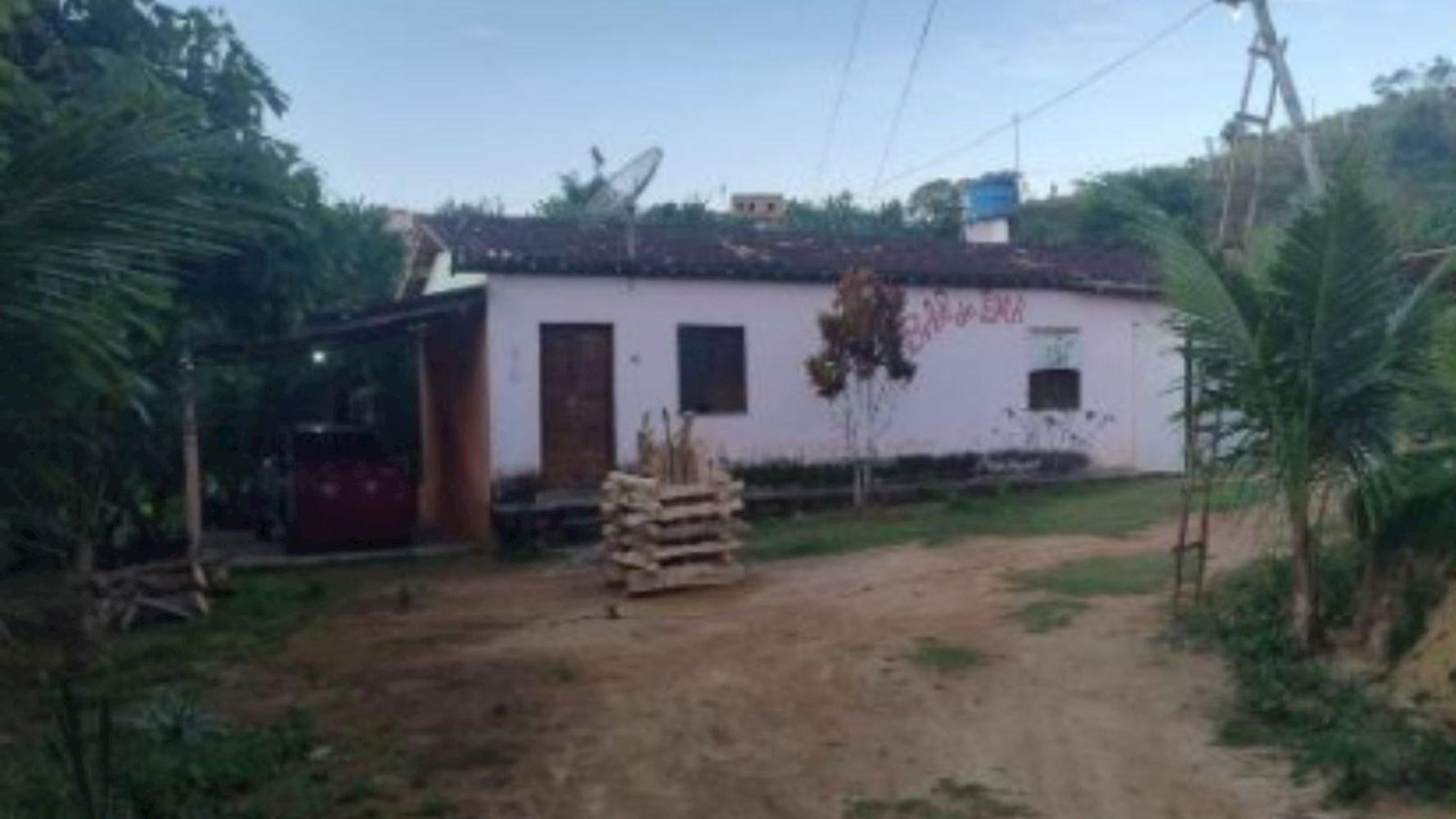 Casa na Corte de Pedra em Presidente Tancredo Neves/BA, localizado em Presidente Tancredo Neves - BA, bairro Corte de Pedra