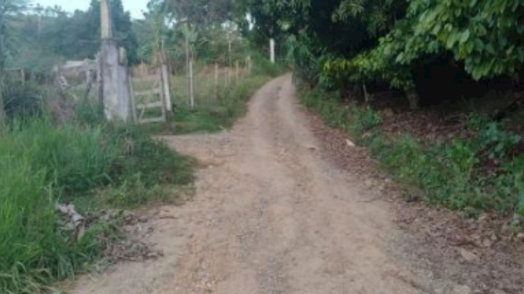 Casa na Corte de Pedra em Presidente Tancredo Neves/BA, localizado em Presidente Tancredo Neves - BA, bairro Corte de Pedra