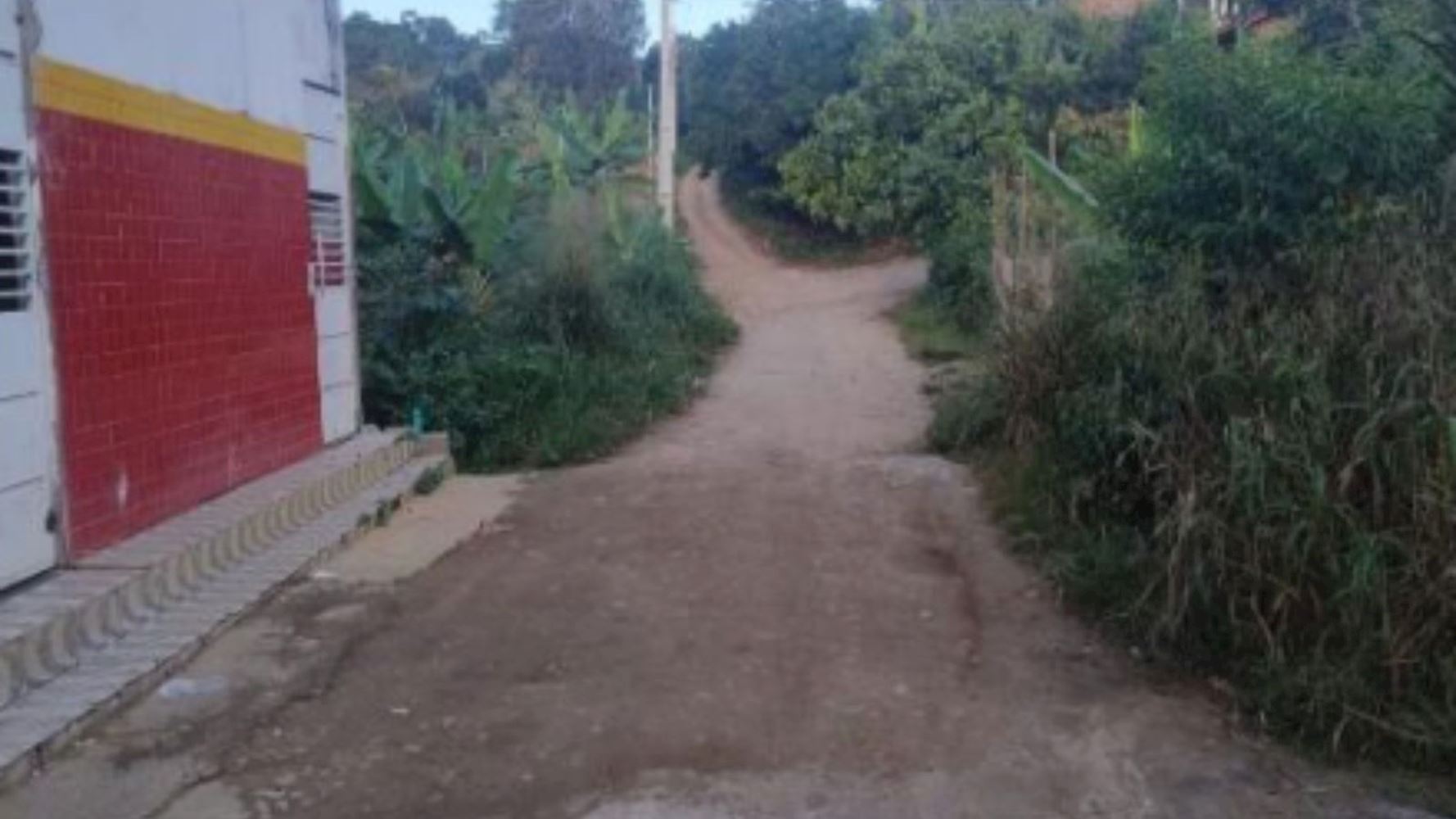 Casa na Corte de Pedra em Presidente Tancredo Neves/BA, localizado em Presidente Tancredo Neves - BA, bairro Corte de Pedra