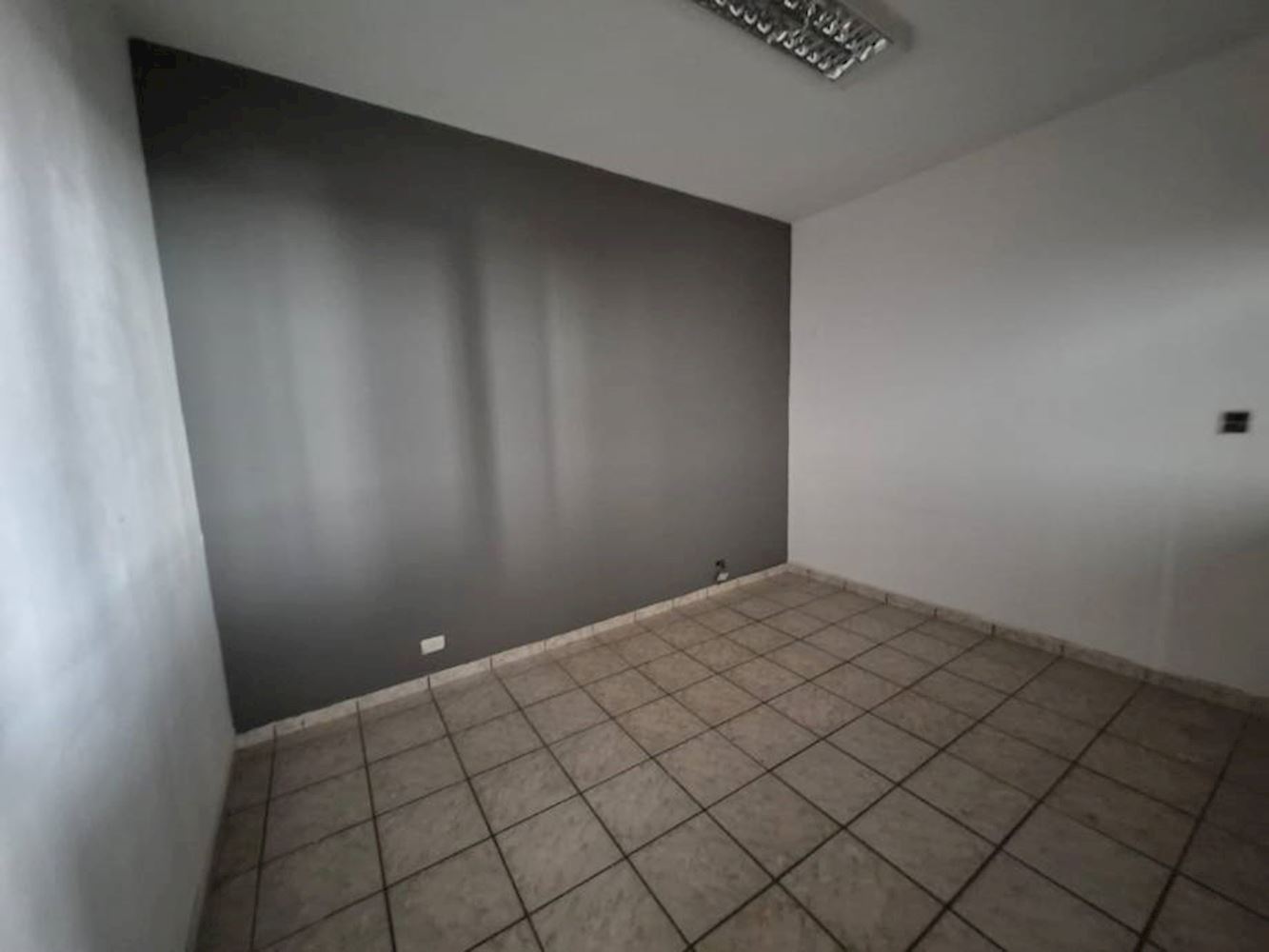 Sala Comercial no "Edifício Helio" - Centro - São Paulo/SP, localizado em São Paulo - SP, bairro Centro