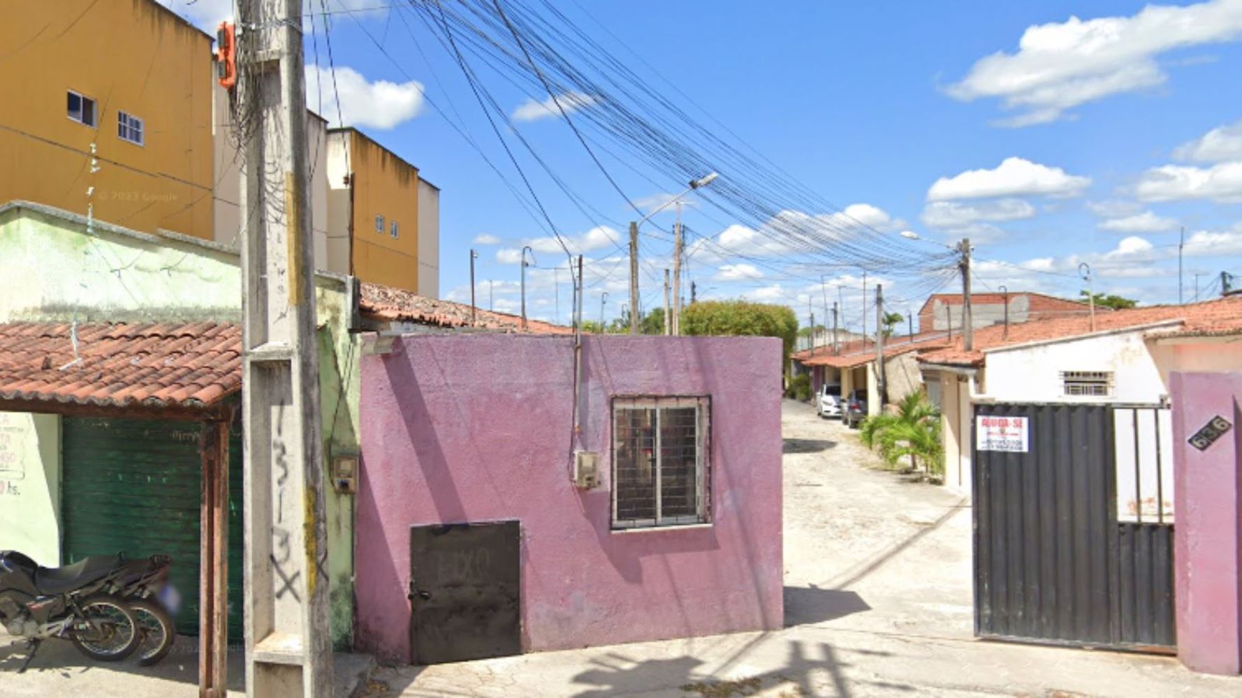 Casa em São Matheus - São João de Meriti/RJ, localizado em São João De Meriti - RJ, bairro São Matheus