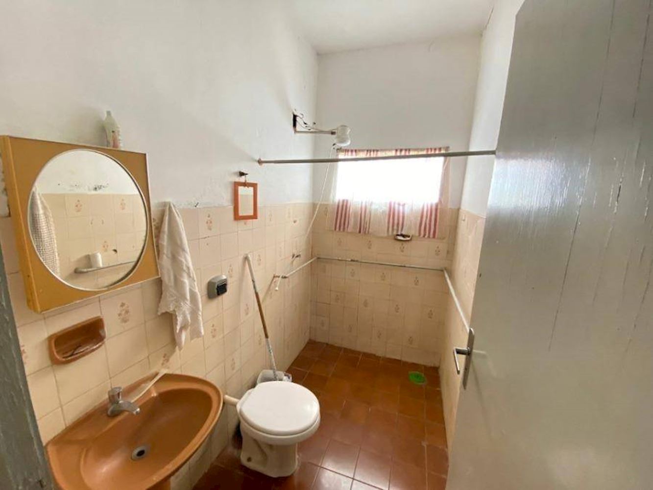 Casa, Padrão, 2 vaga(s) de garagem, localizado em Pacaembu - SP, bairro Vila Esplanada