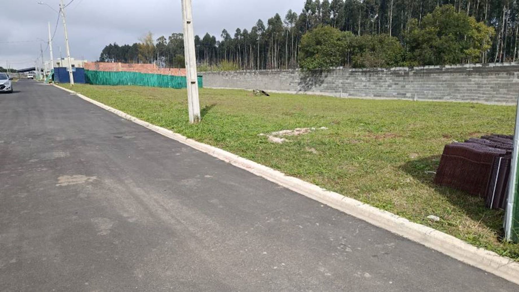 Lote, Em Condomínio, 0 vaga(s) de garagem, localizado em Ponta Grossa - PR, bairro Colônia Dona Luíza