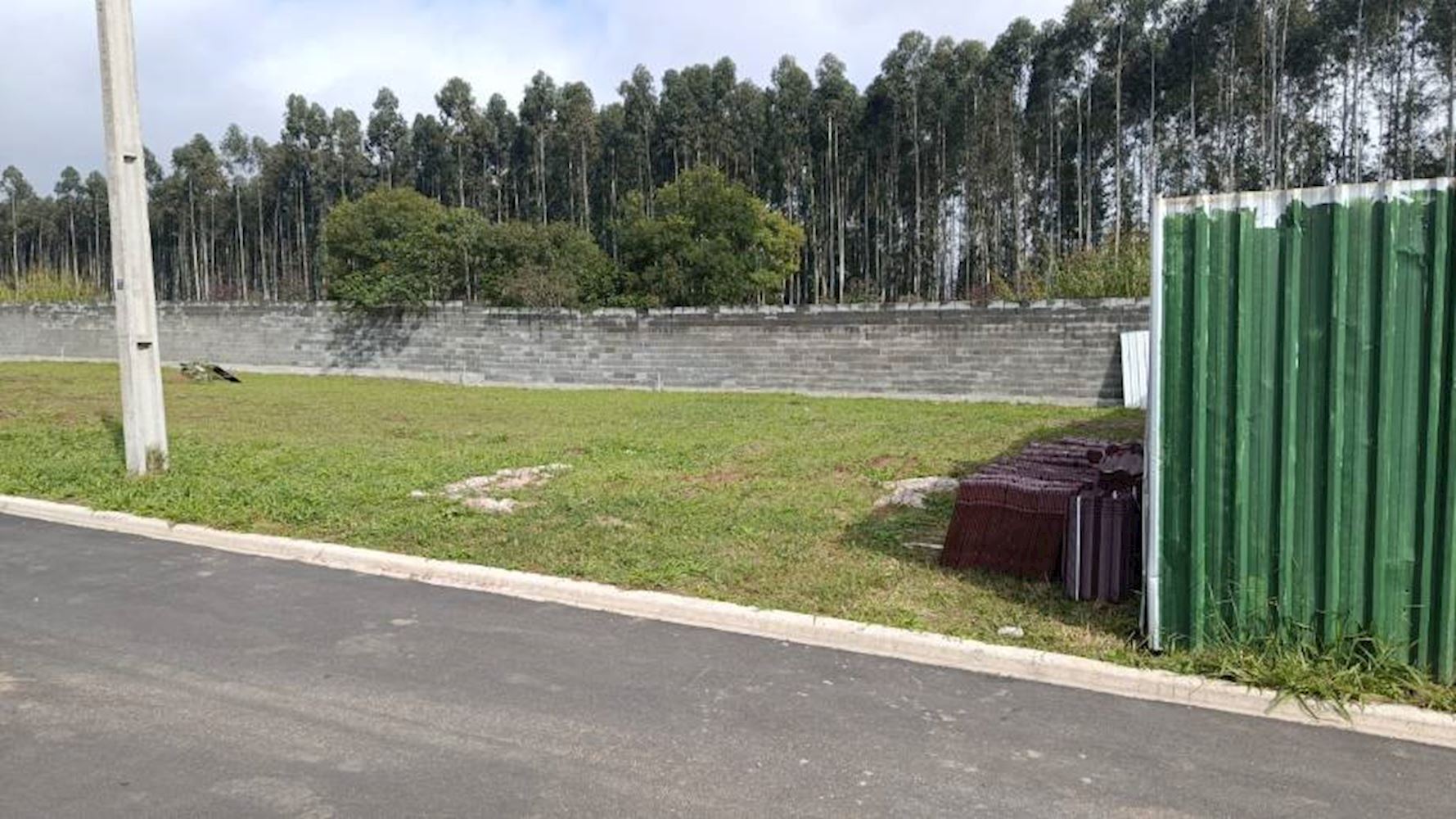 Lote, Em Condomínio, 0 vaga(s) de garagem, localizado em Ponta Grossa - PR, bairro Colônia Dona Luíza