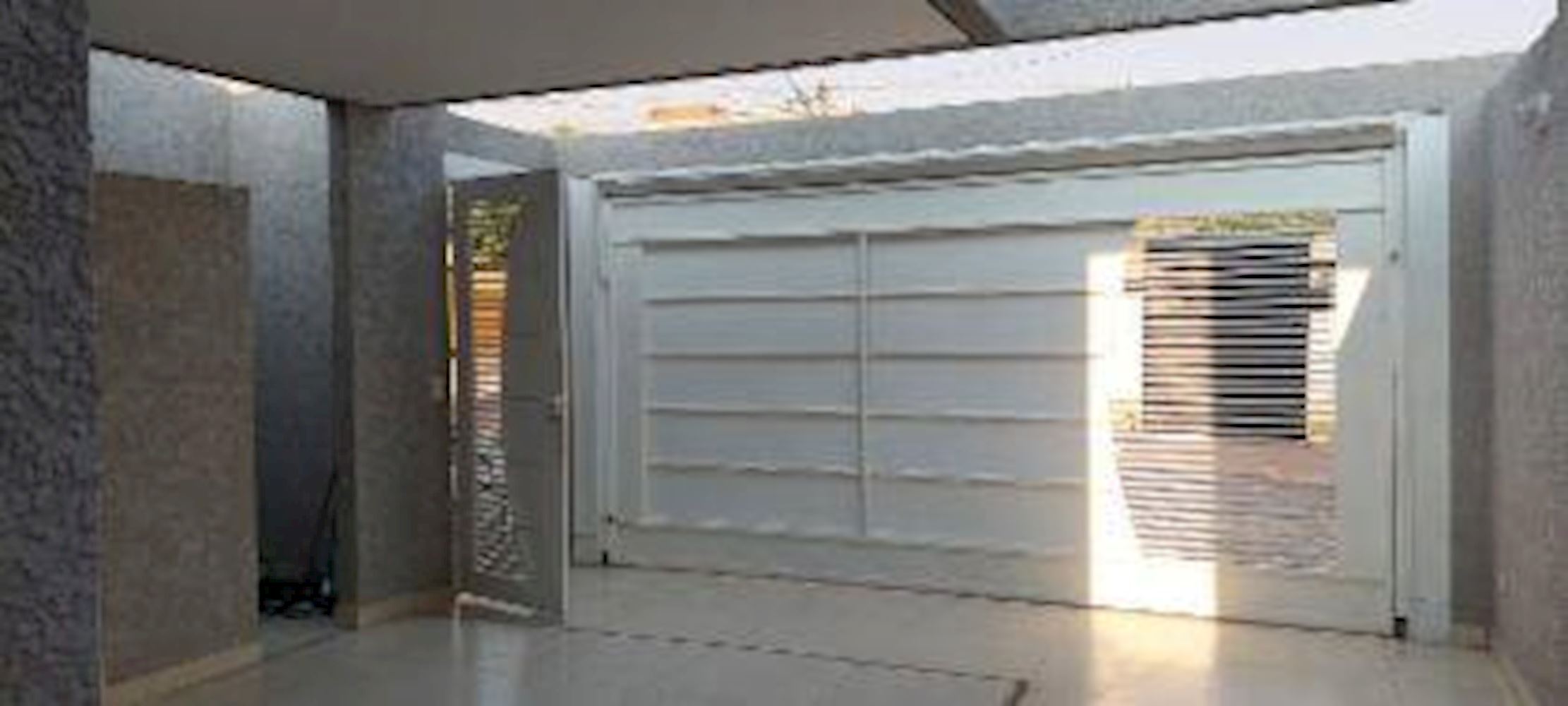 Casa, Padrão, 0 vaga(s) de garagem, localizado em Corumbá - MS, bairro Universitário