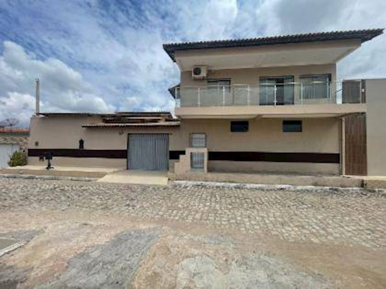 Imagem do imóvel Casa, Padrão, 1 vaga(s) de garagem