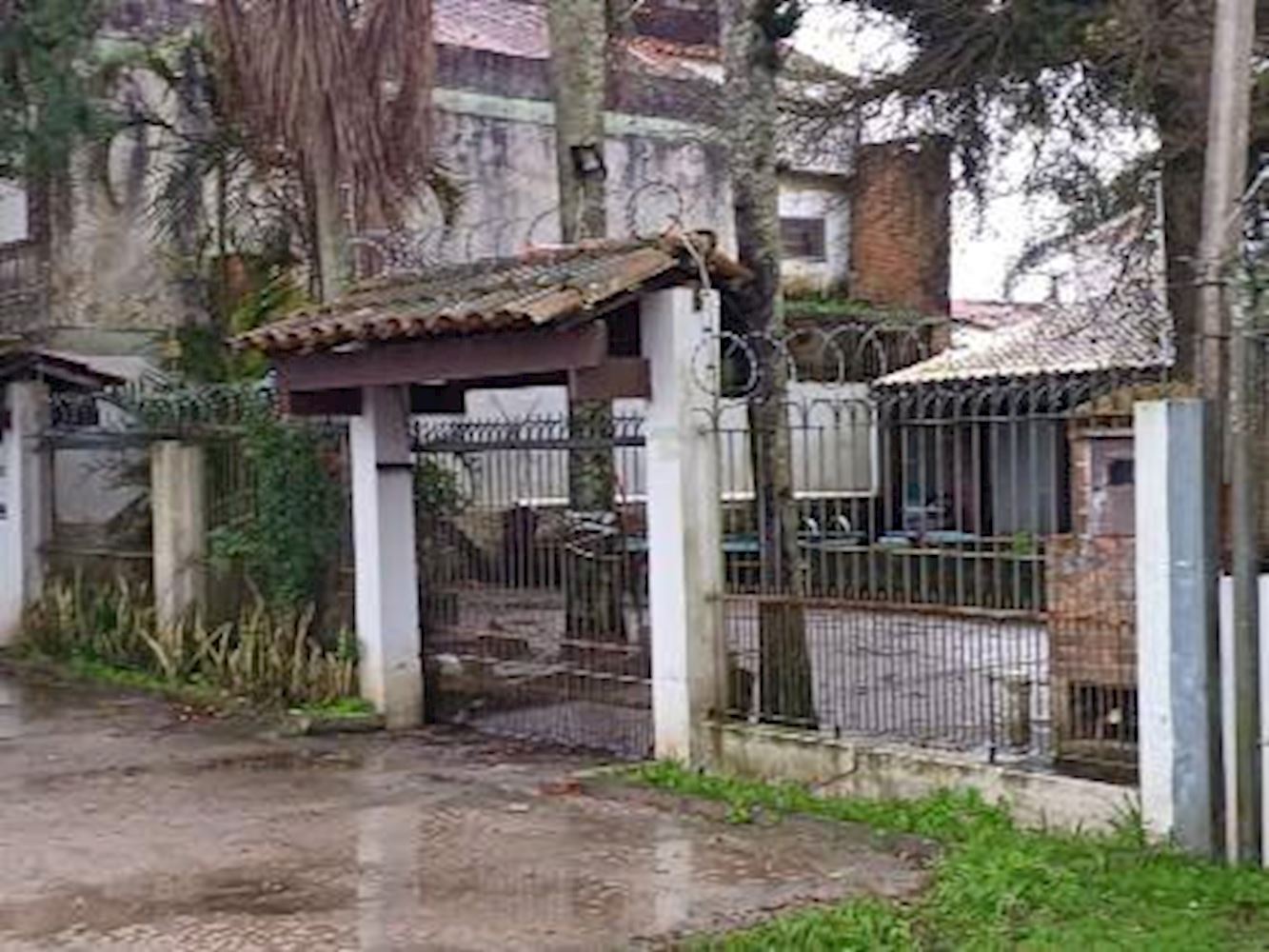 Casa, Padrão, 0 vaga(s) de garagem, localizado em Pelotas - RS