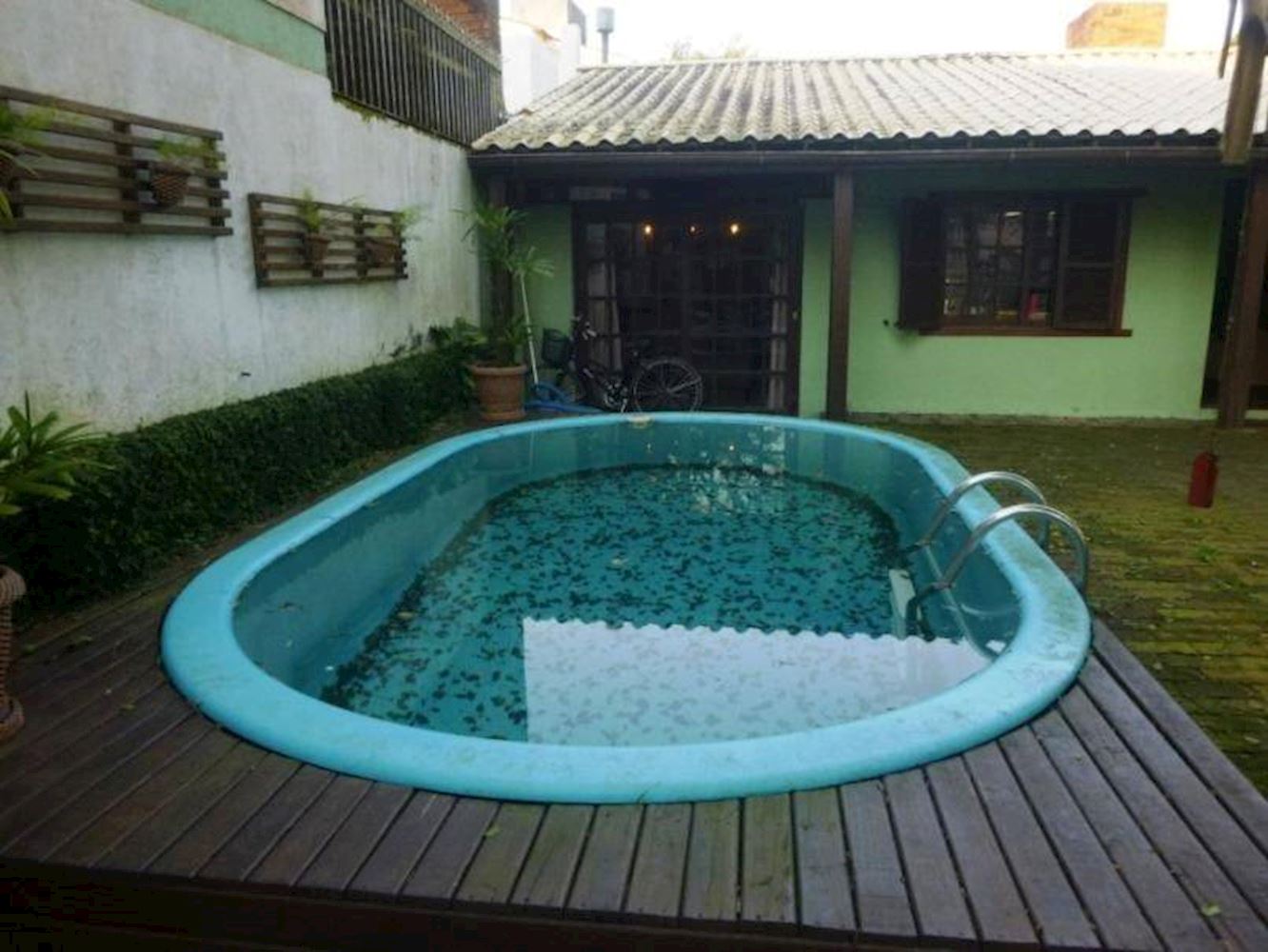 Casa, Padrão, 0 vaga(s) de garagem, localizado em Pelotas - RS