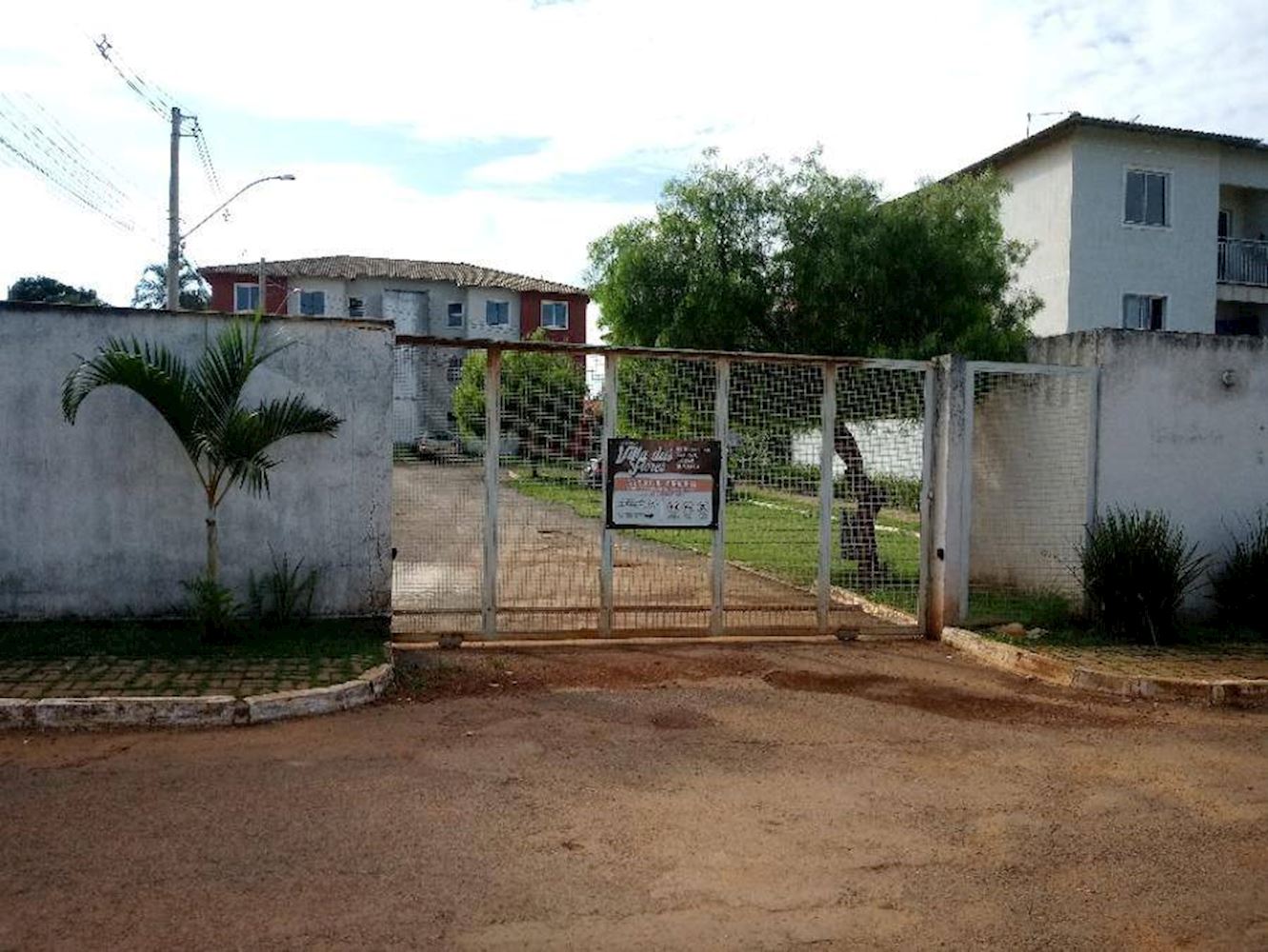 Imagem do imóvel Apartamento no "Condomínio Villa Das Flores" - Cidade Osfaya - Luziânia/GO