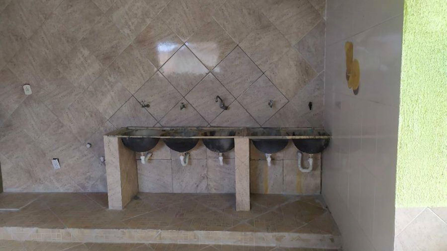 Casa, Padrão, 1 vaga(s) de garagem, localizado em Camaçari - BA