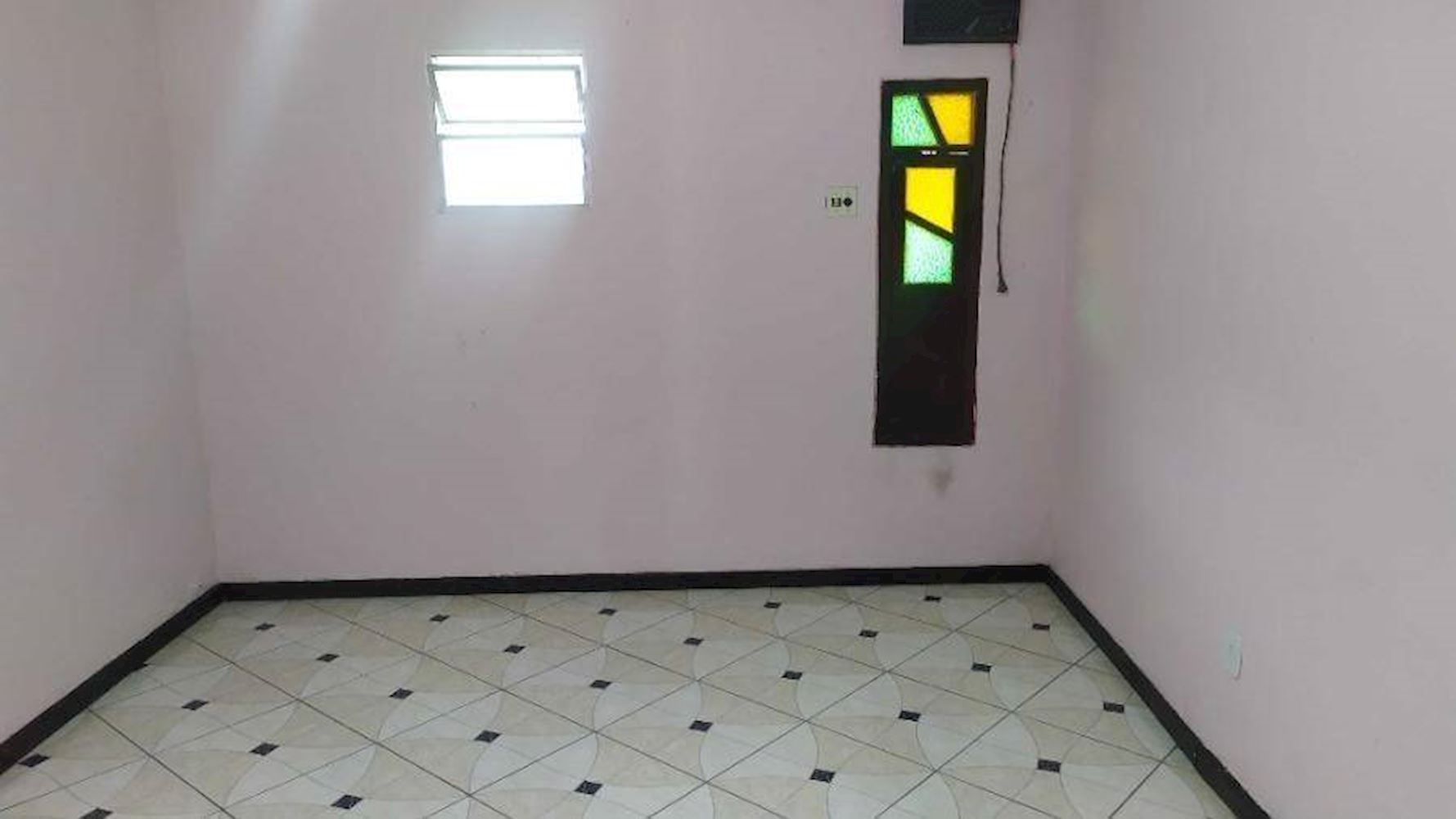 Casa, Padrão, 1 vaga(s) de garagem, localizado em Camaçari - BA