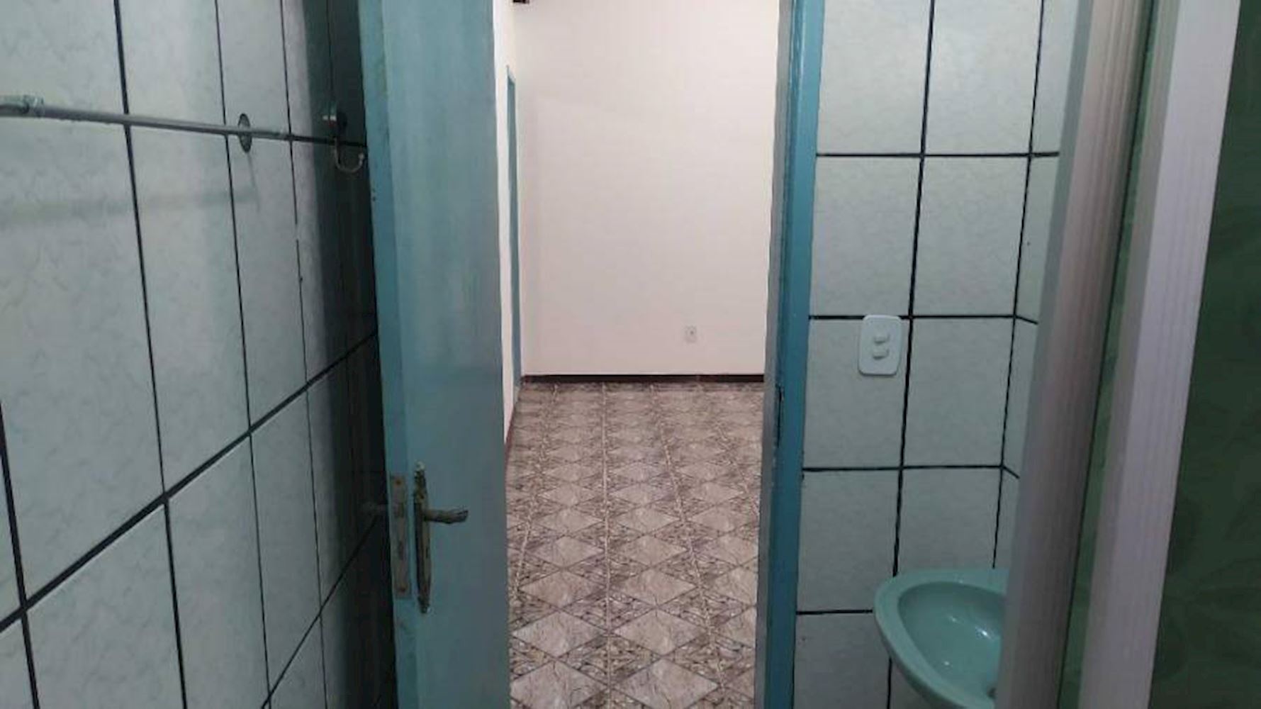 Casa, Padrão, 1 vaga(s) de garagem, localizado em Camaçari - BA