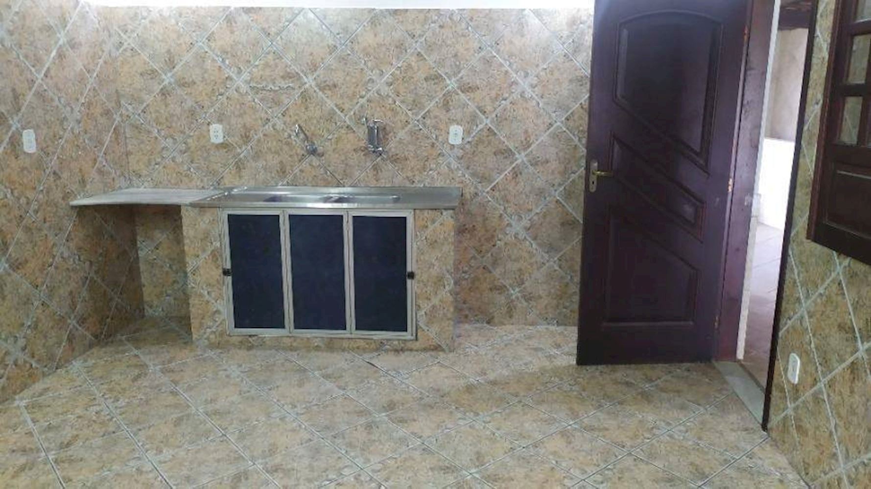 Casa, Padrão, 1 vaga(s) de garagem, localizado em Camaçari - BA