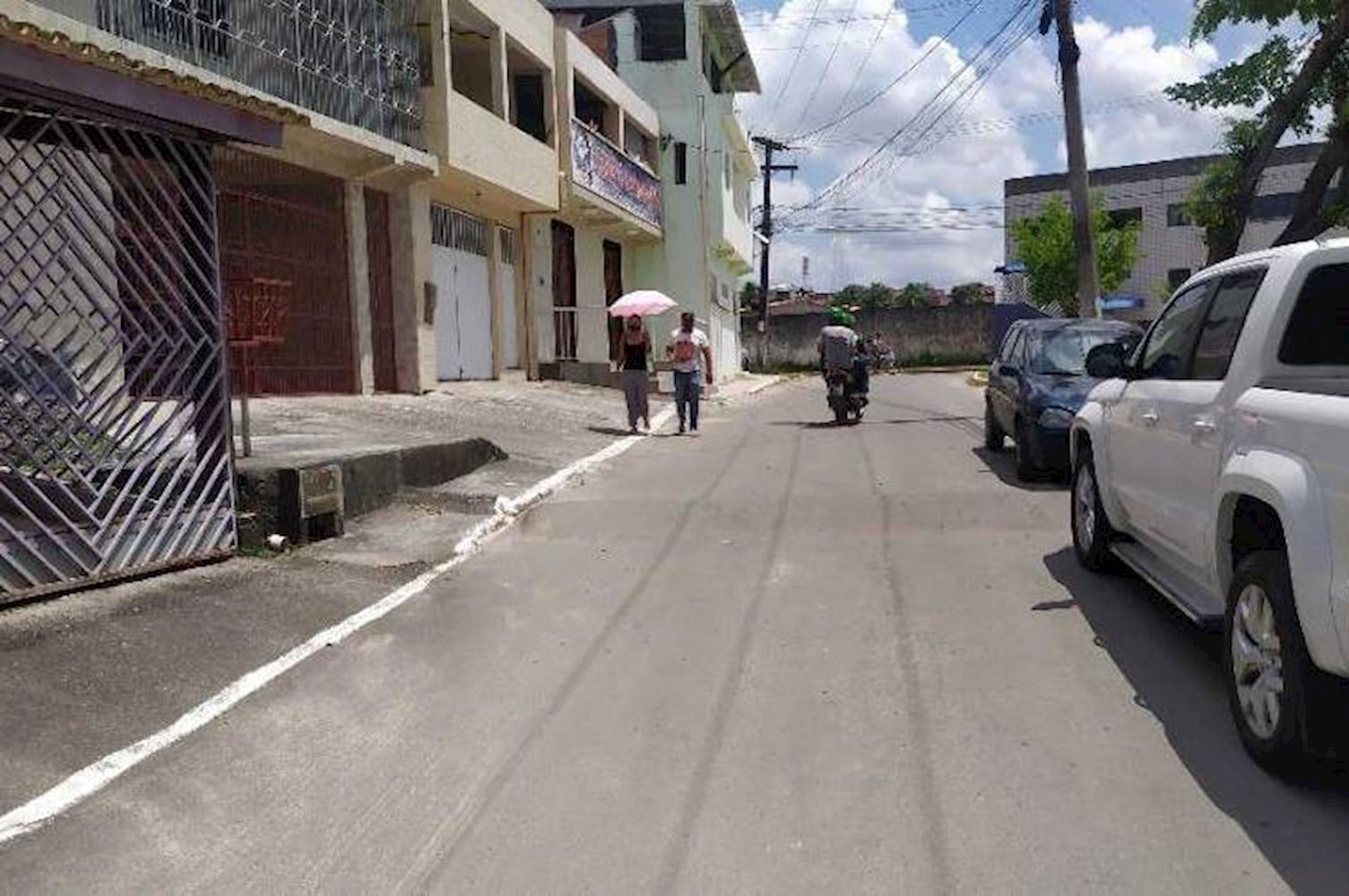Casa, Padrão, 1 vaga(s) de garagem, localizado em Camaçari - BA